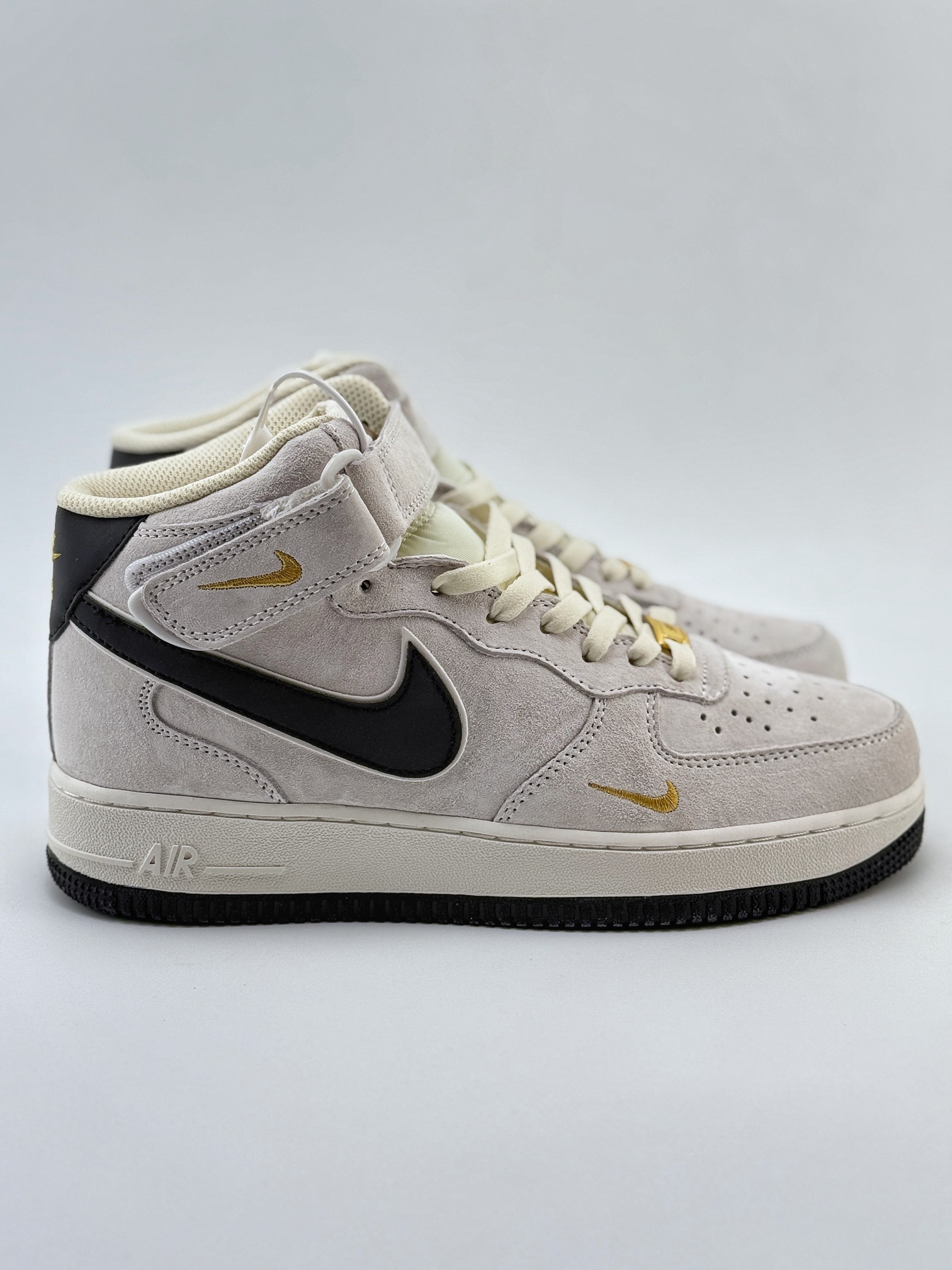 Nike Air Force 1 Mid 07 白灰黑 刺绣小金钩  KG3031-011