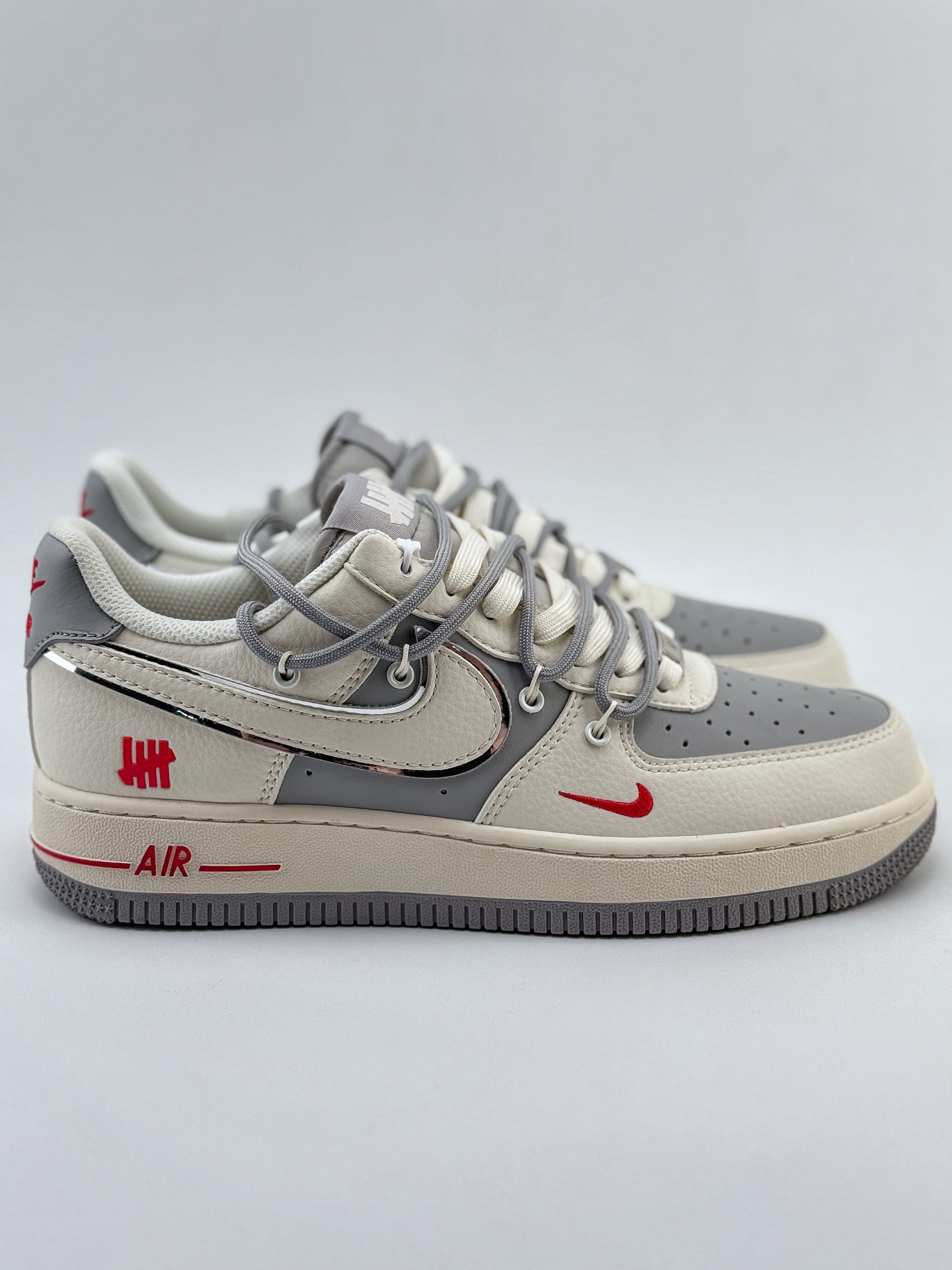 Nike Air Force 1 Low 07 x UNDEFDATED 白灰红小钩绑带  SJ1198-500