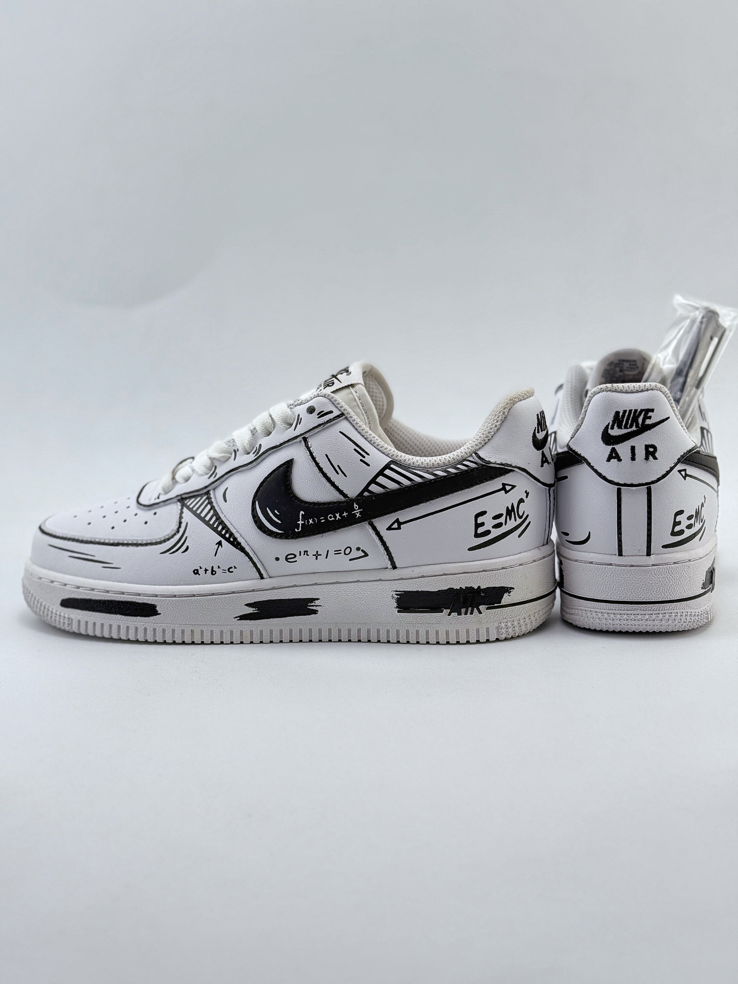 Nike Air Force 1 Low 07 毕业季主题定制 文理公式 校园涂鸦 黑白 CT7724-111