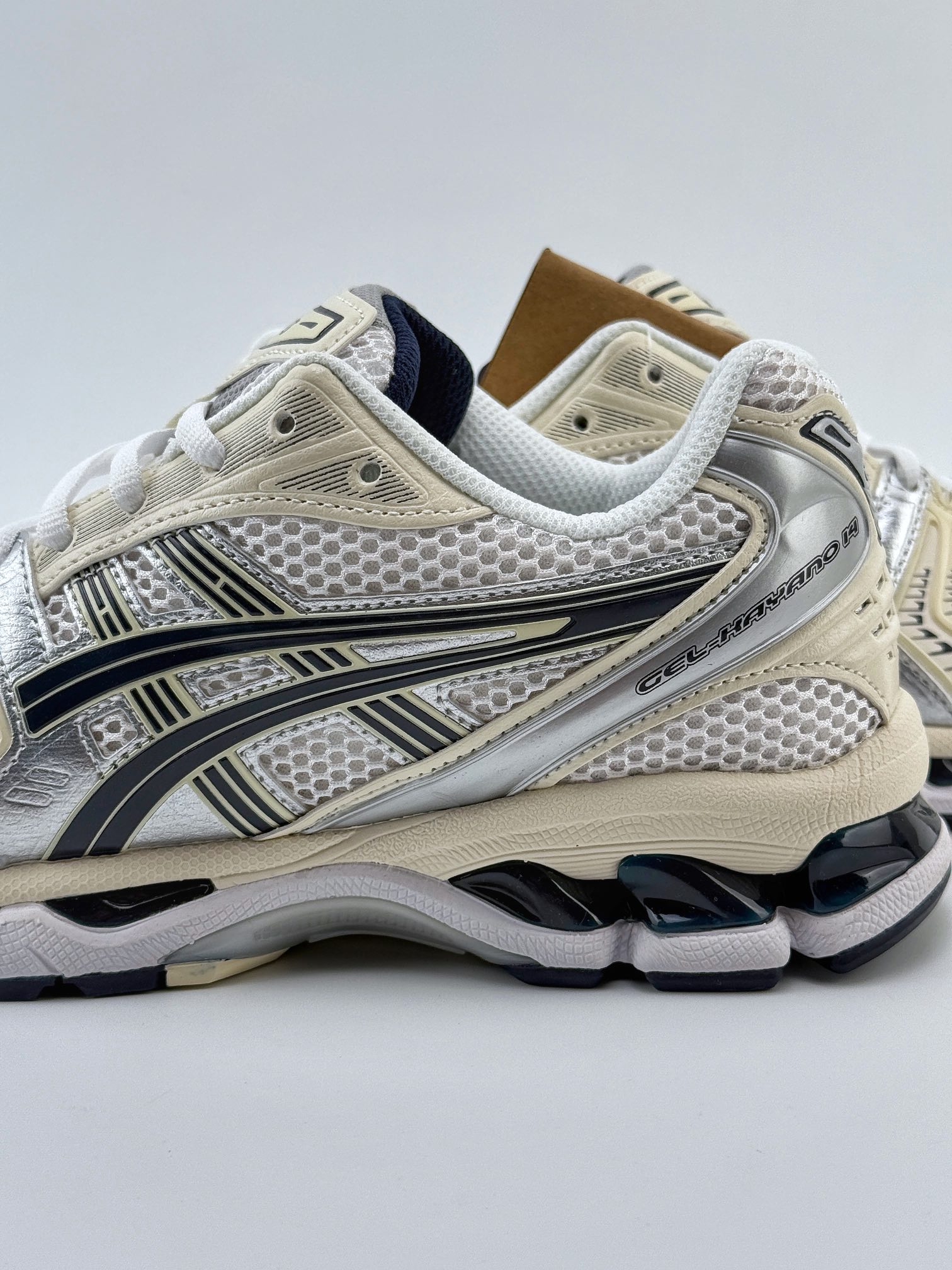 Asics Gel-Kayano 14 版本 亚瑟士运动休闲透气专业跑鞋  1202A056-109