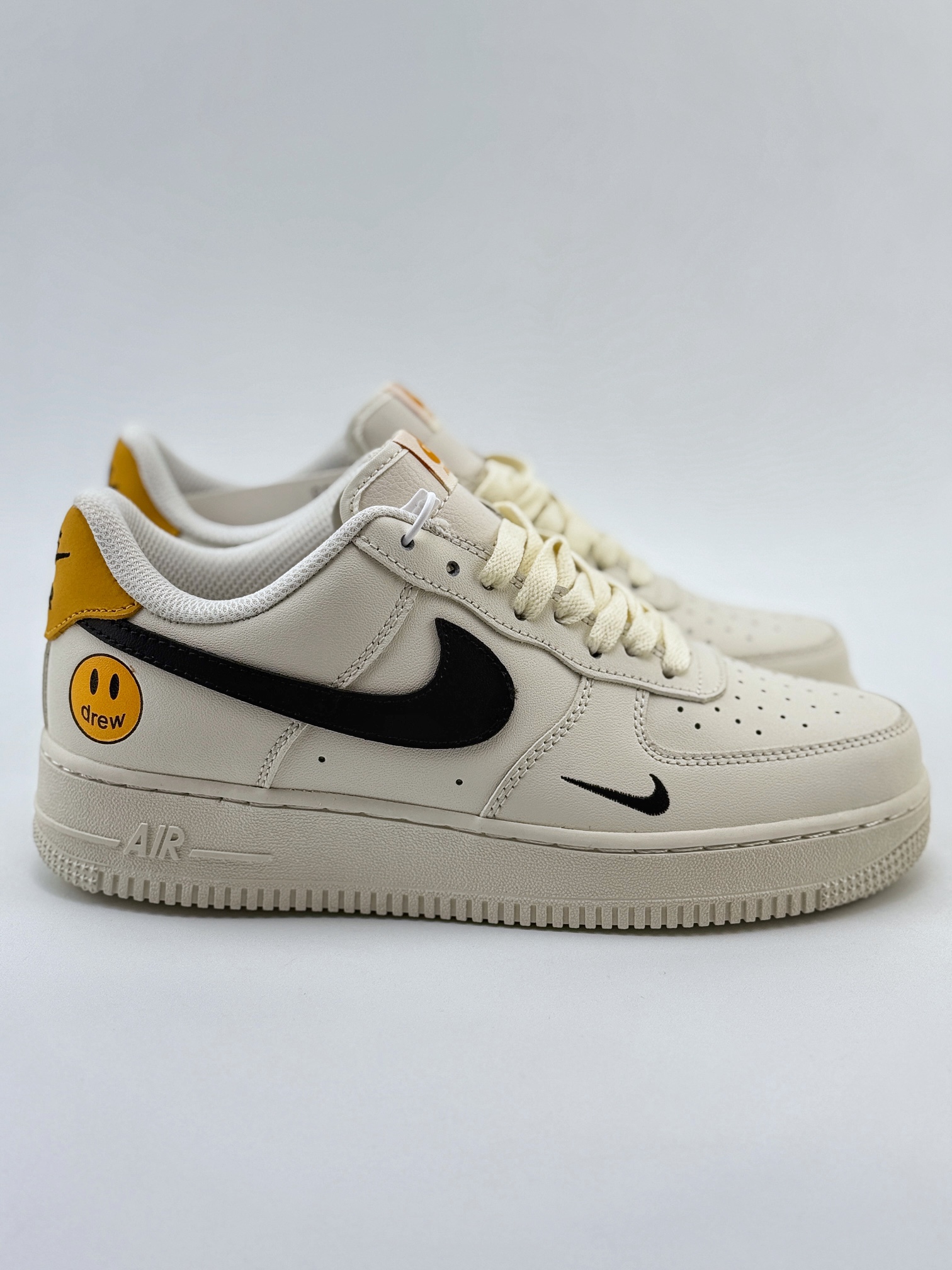 Nike Air Force 1 Low 07 LV8 2 白黄笑脸 DW-110722