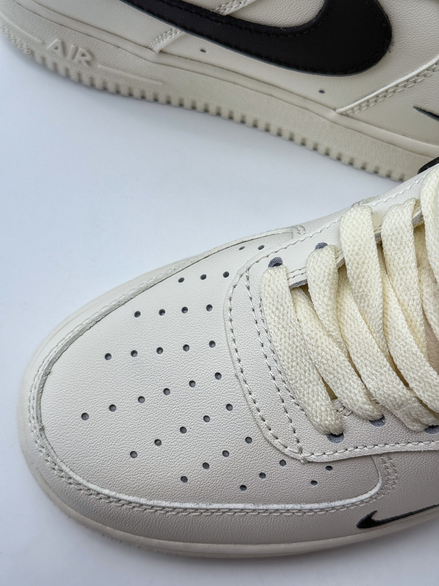 Nike Air Force 1 Low 07 LV8 2 白黄笑脸 DW-110722