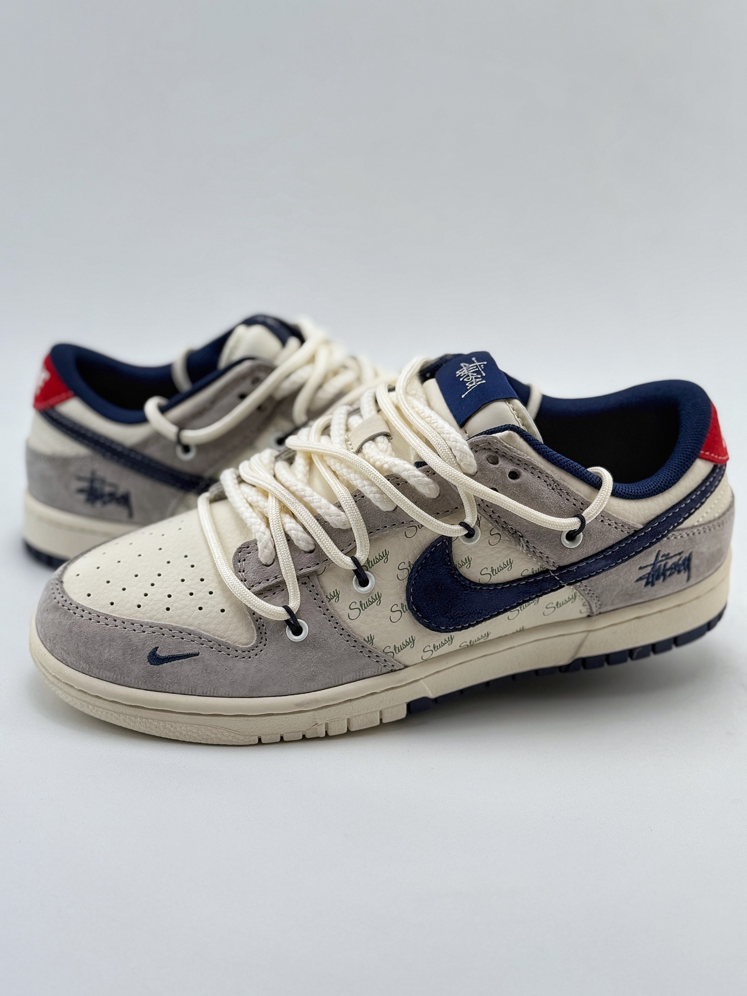 Nike SB Dunk Low x Stussy 白蓝红绑带 SJ2068-308