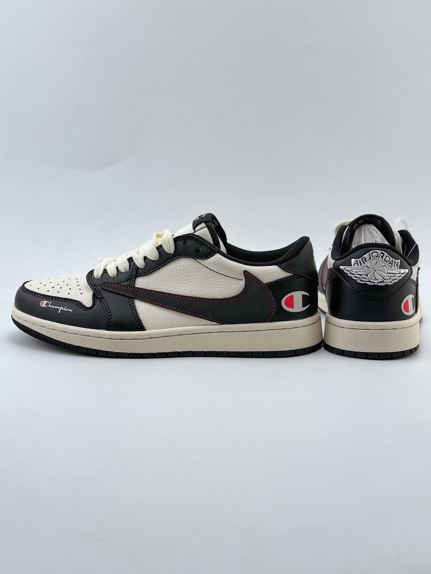 Travis Scott x Nike Air Jordan 1 Low x Champion Air Jordan 1 Low 反转米黑红线钩倒钩 QY1188-121