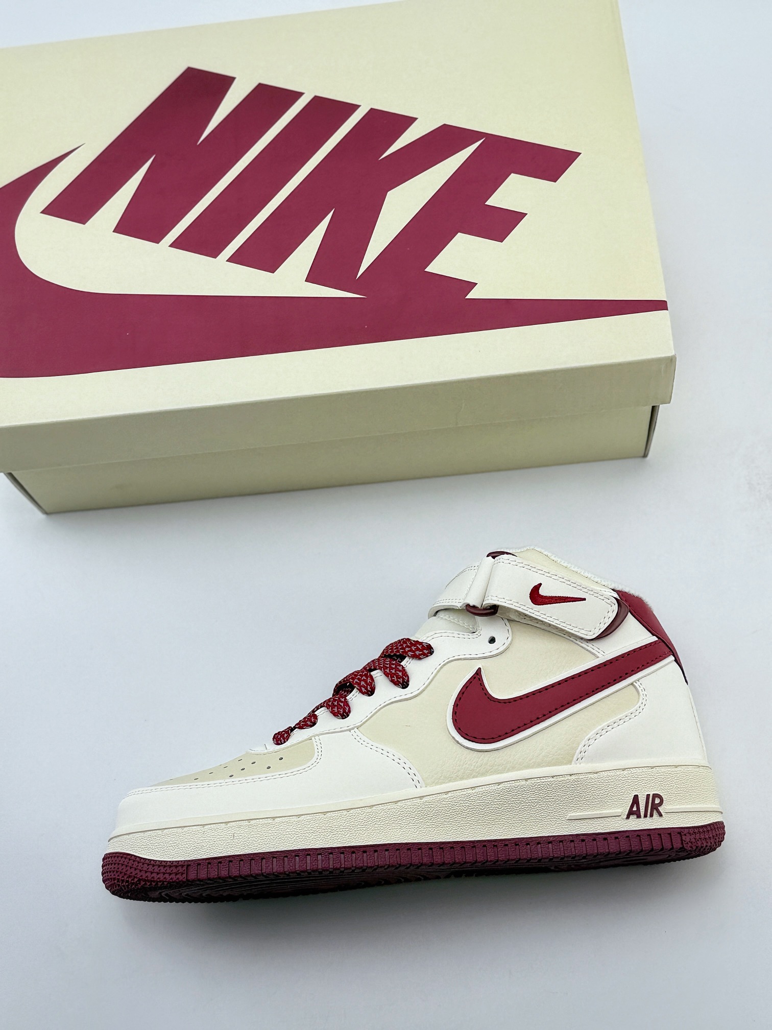 Nike Air Force 1 Mid 07 白酒红 SH0235-533