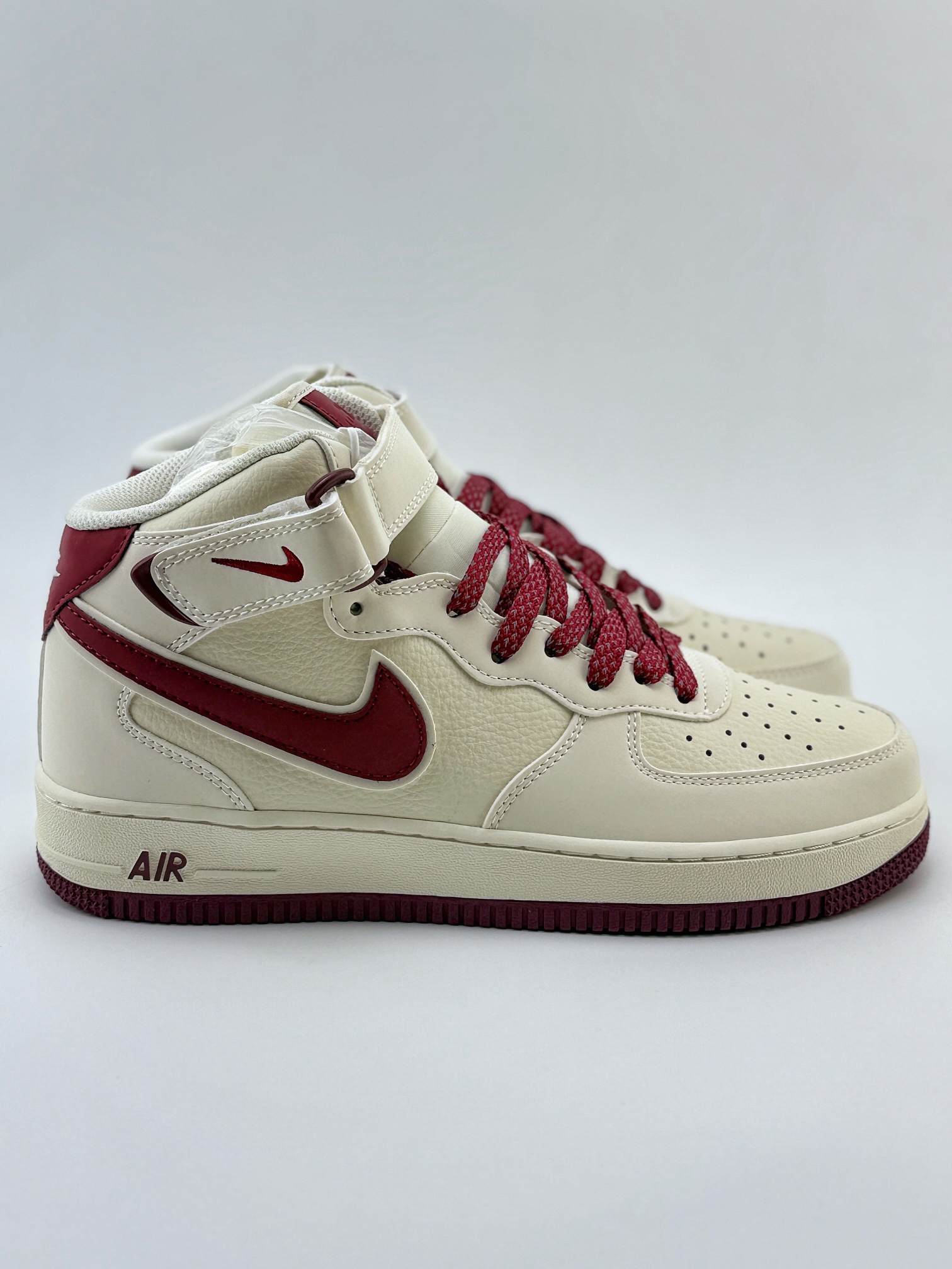 Nike Air Force 1 Mid 07 白酒红 SH0235-533