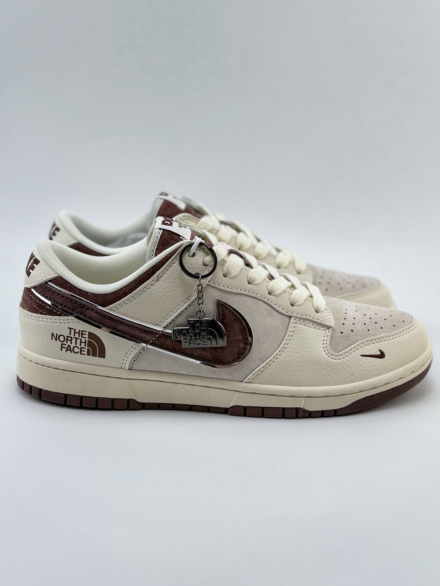 Nike SB Dunk Low x The North Face 白棕小钩 DQ1098-515