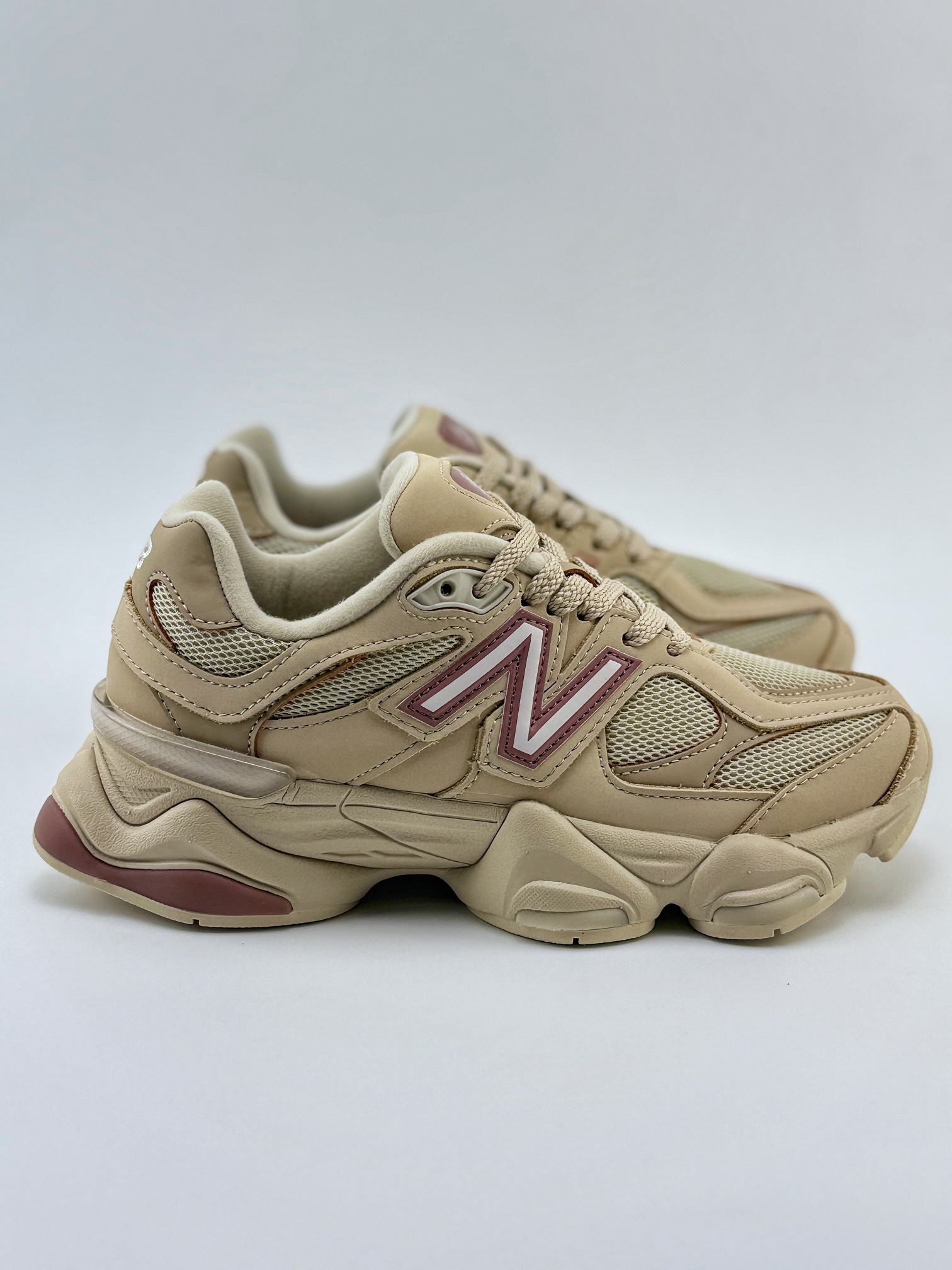 Joe Freshgoods x New Balance 版本 NB9060 联名款 复古休闲运动慢跑鞋 U9060ZGC