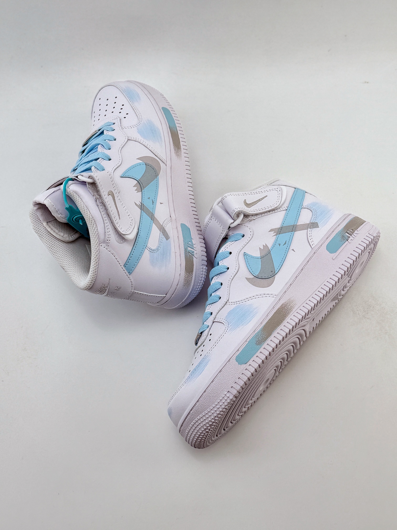 Nike Air Force 1 Mid 07 特色涂鸦 断裂时空三钩 白蓝灰 CW2289-111