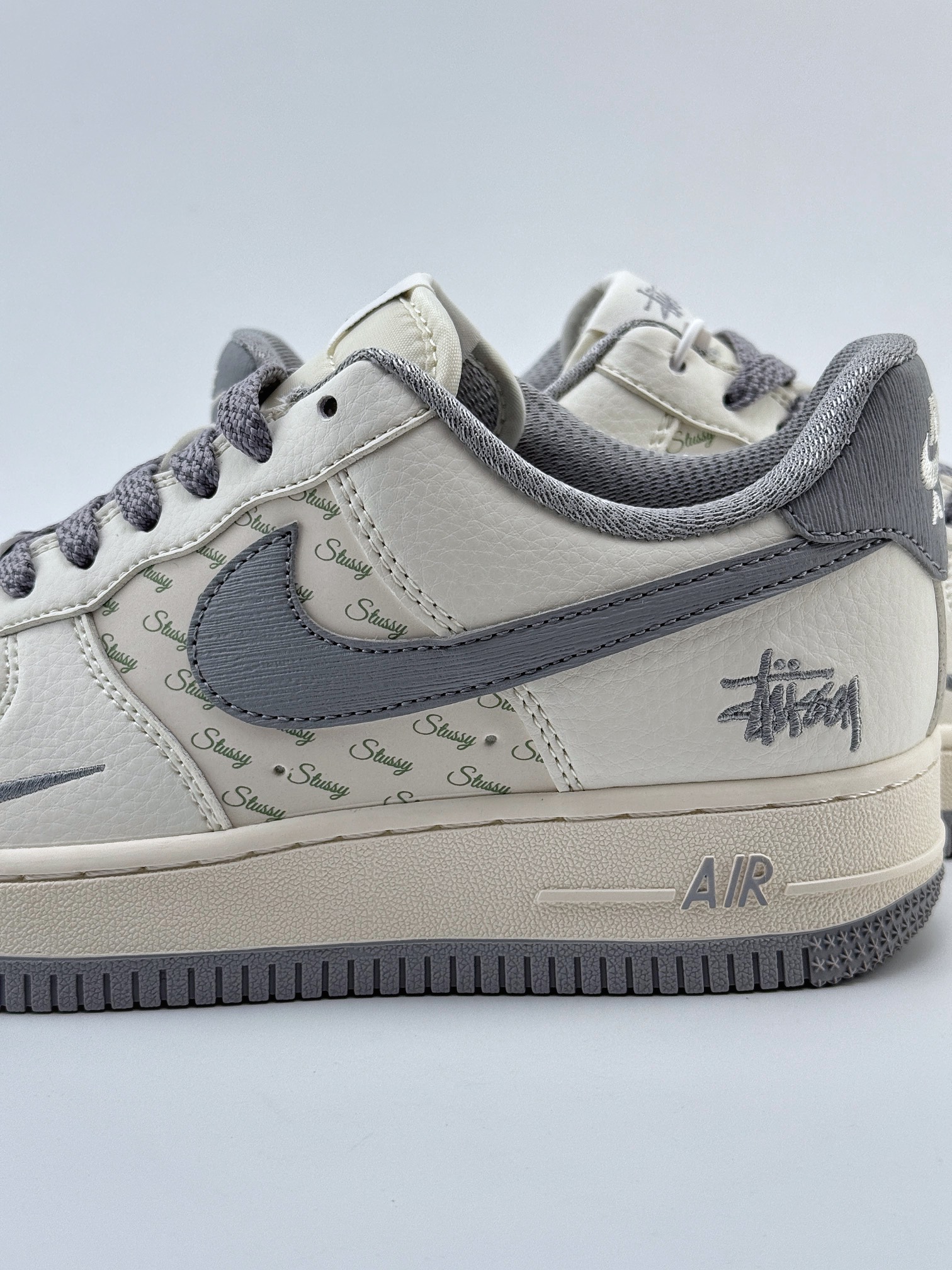 Nike Air Force 1 Low 07 x Stussy 白灰小钩满天星 XZ3328-005