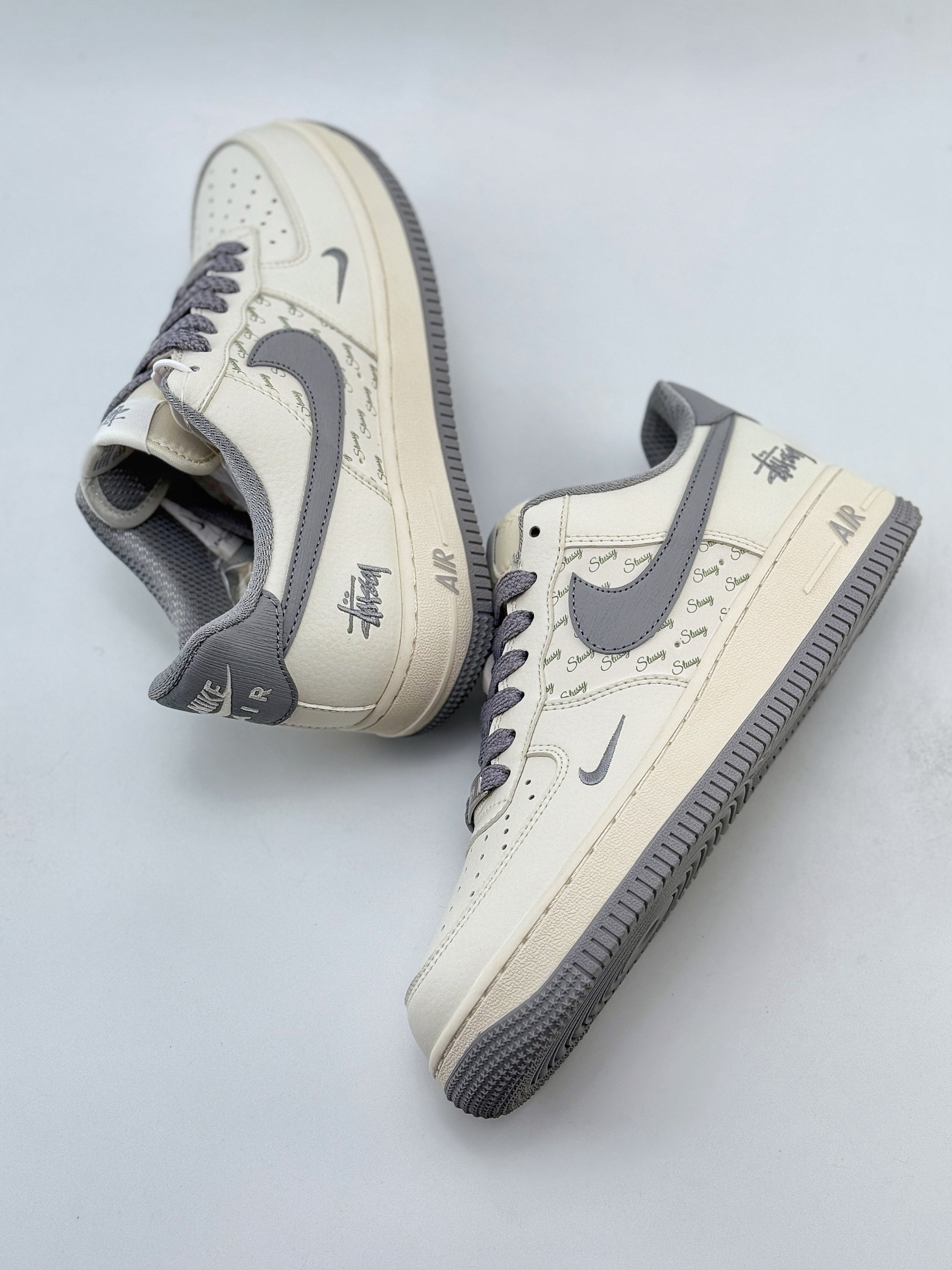 Nike Air Force 1 Low 07 x Stussy 白灰小钩满天星 XZ3328-005