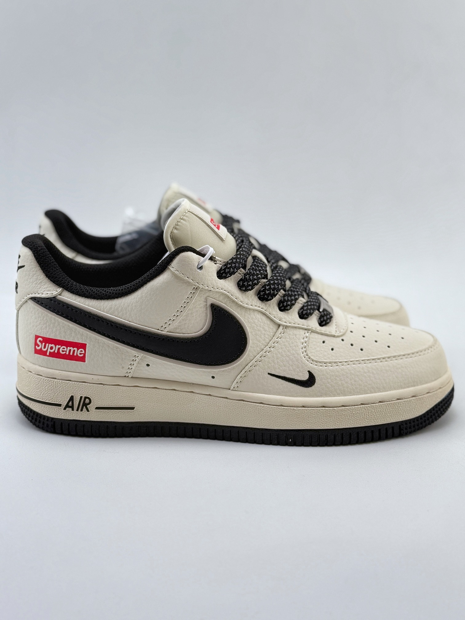 Nike Air Force 1 Low 07 x Supreme 米黑小钩满天星 XZ6188-013