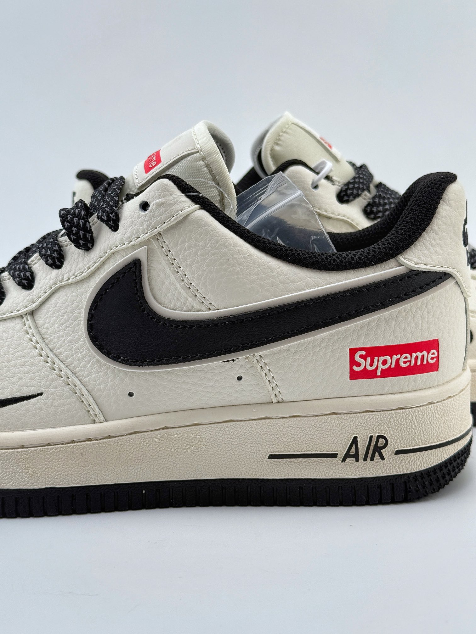 Nike Air Force 1 Low 07 x Supreme 米黑小钩满天星 XZ6188-013