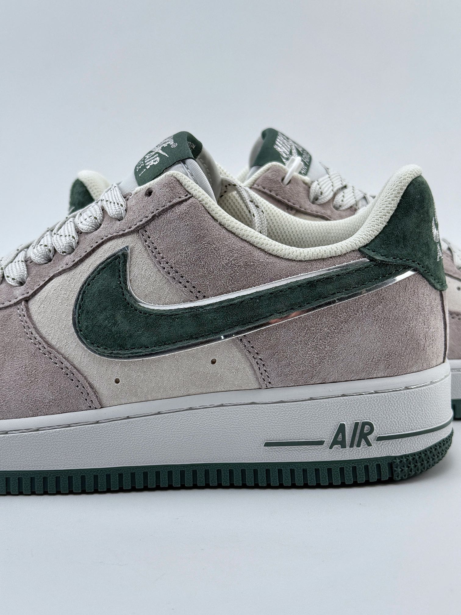 Nike Air Force 1 Low 07 大友克洋 麂皮灰绿 DF3966-723