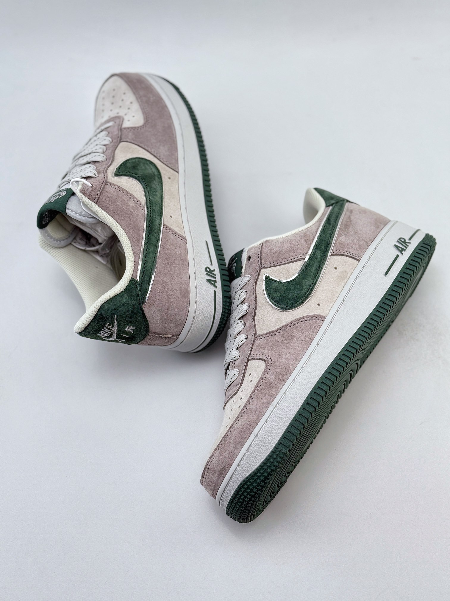 Nike Air Force 1 Low 07 大友克洋 麂皮灰绿 DF3966-723