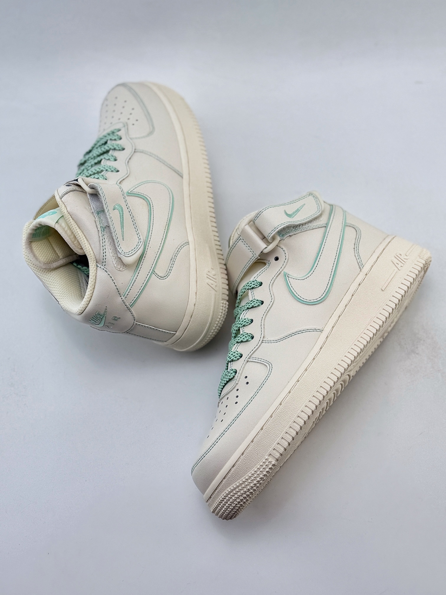 Nike Air Force 1 Mid 07 兔八哥 BY6899-695