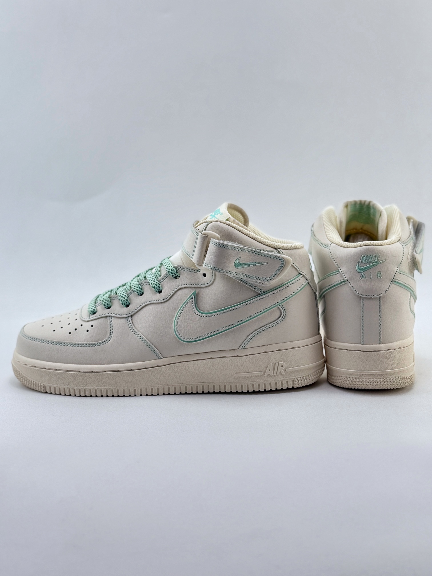 Nike Air Force 1 Mid 07 兔八哥 BY6899-695