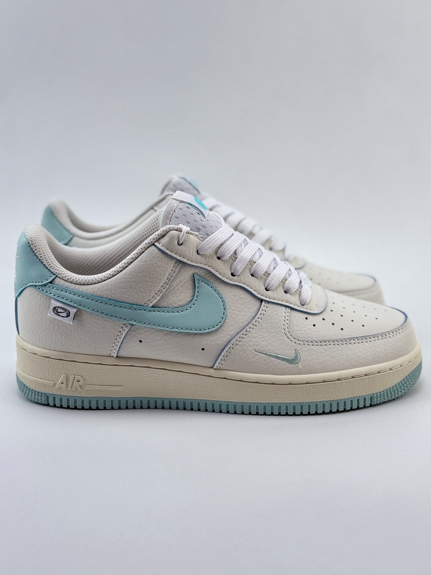 Nike Air Force 1 Low 07 白浅蓝小钩 CW2288-111