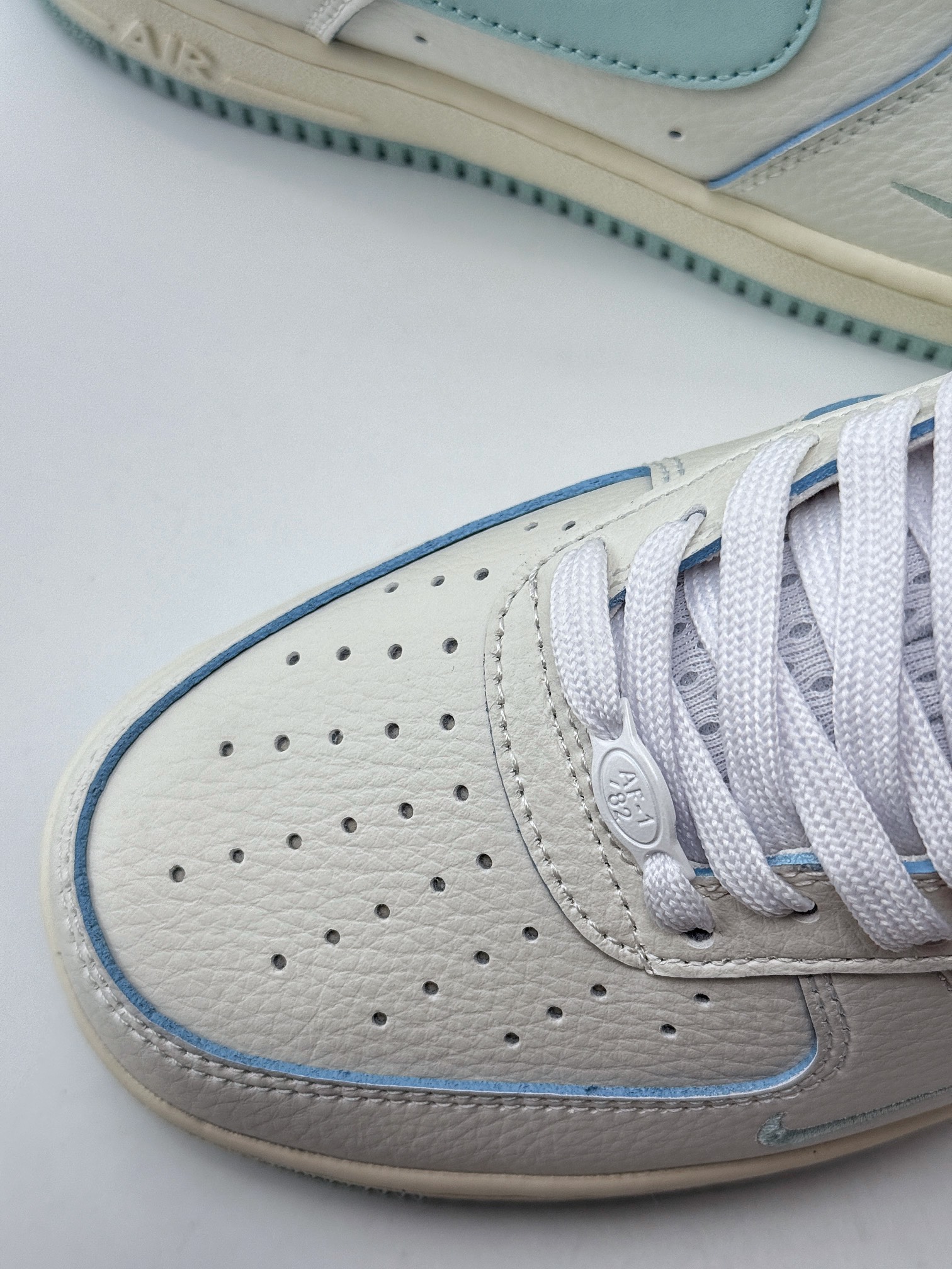 Nike Air Force 1 Low 07 白浅蓝小钩 CW2288-111