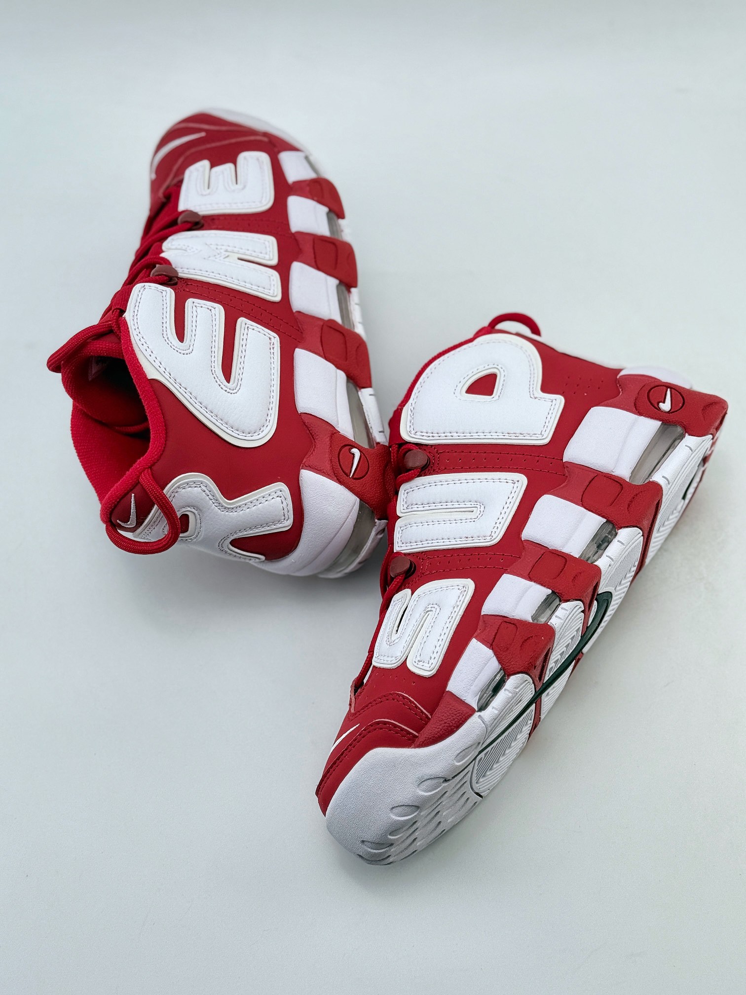 Air More Uptempo x Supreme red 红白 902290-600