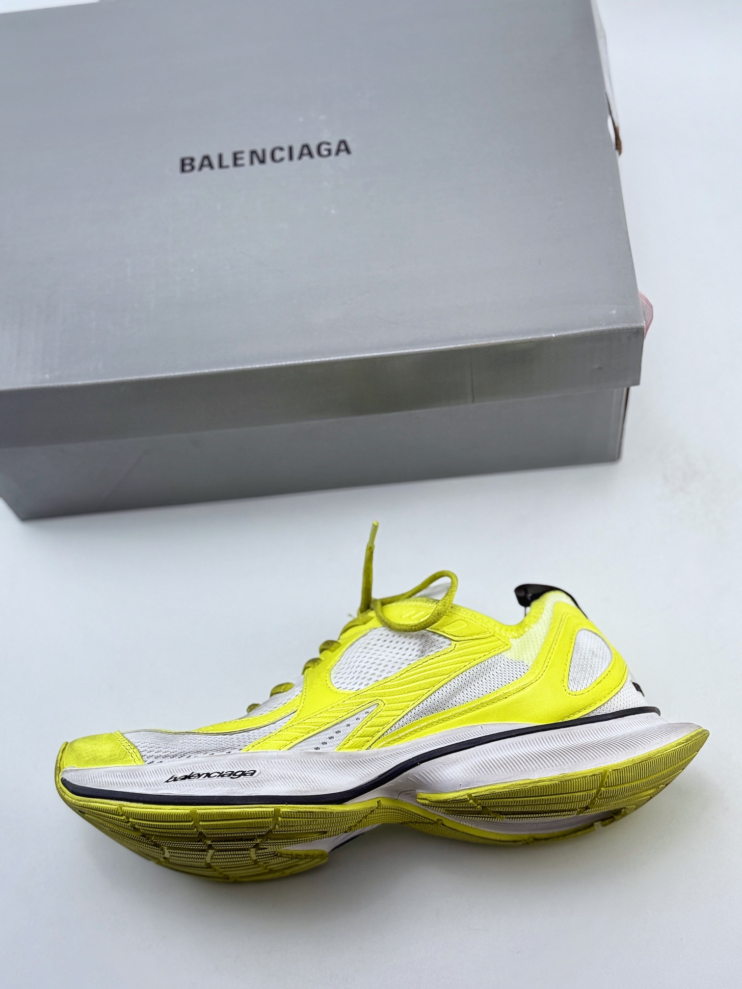 Balenciaga Circuit Sneakers 巴黎世家环道系列复古阔型底休闲慢跑鞋 793945 WFLGY 7901