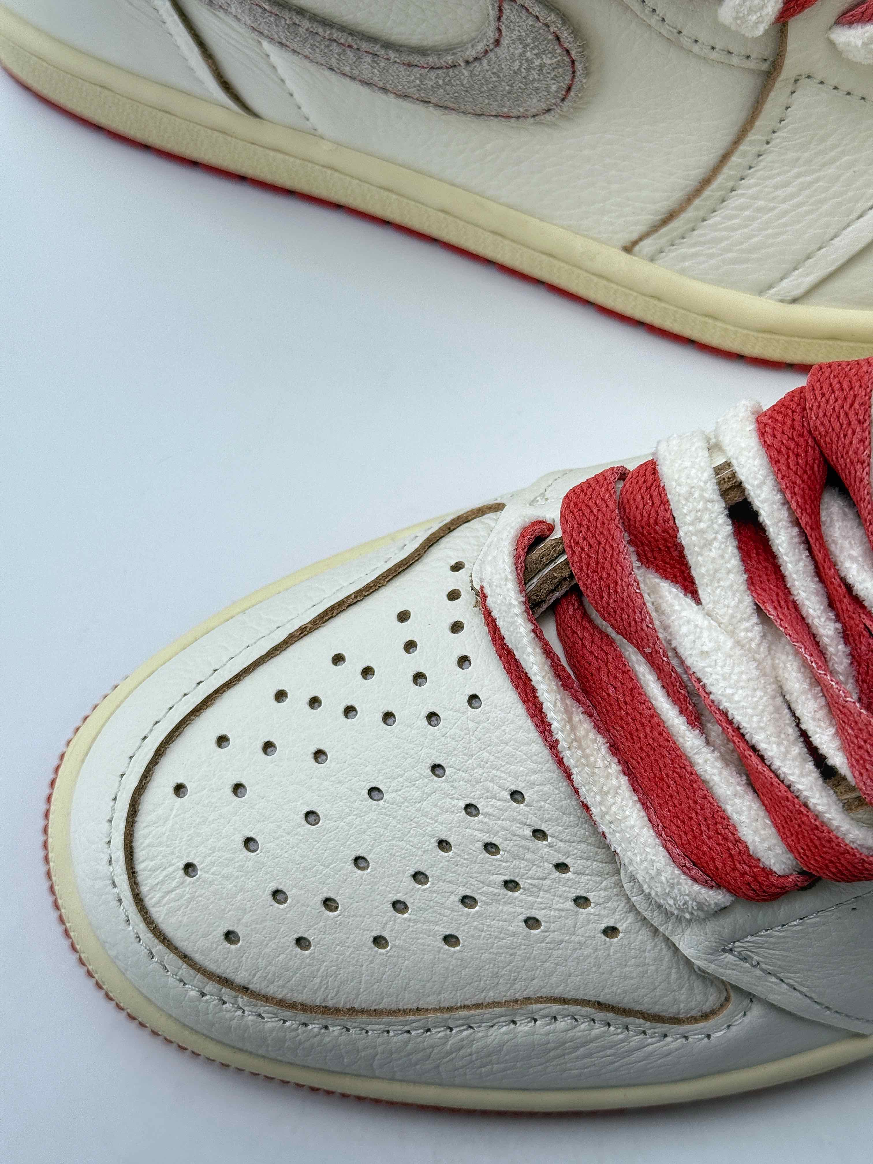 莞产原底面 市售性价比之王 Air Jordan 1 Retro High OG ”Sail/Cinnabar” 米橙 DB4612-100