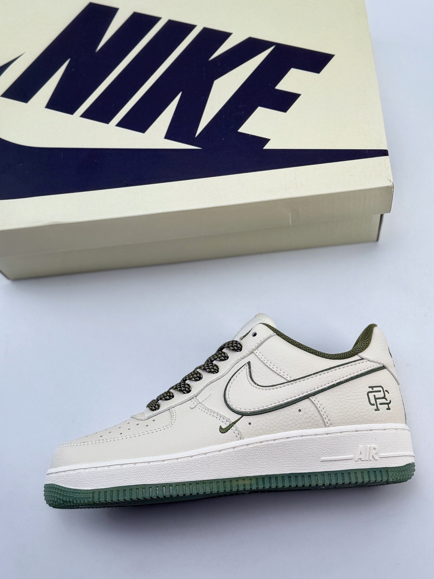 Nike Air Force 1 Low 07 x Reigning Champ 米绿双小钩 RC2369-173