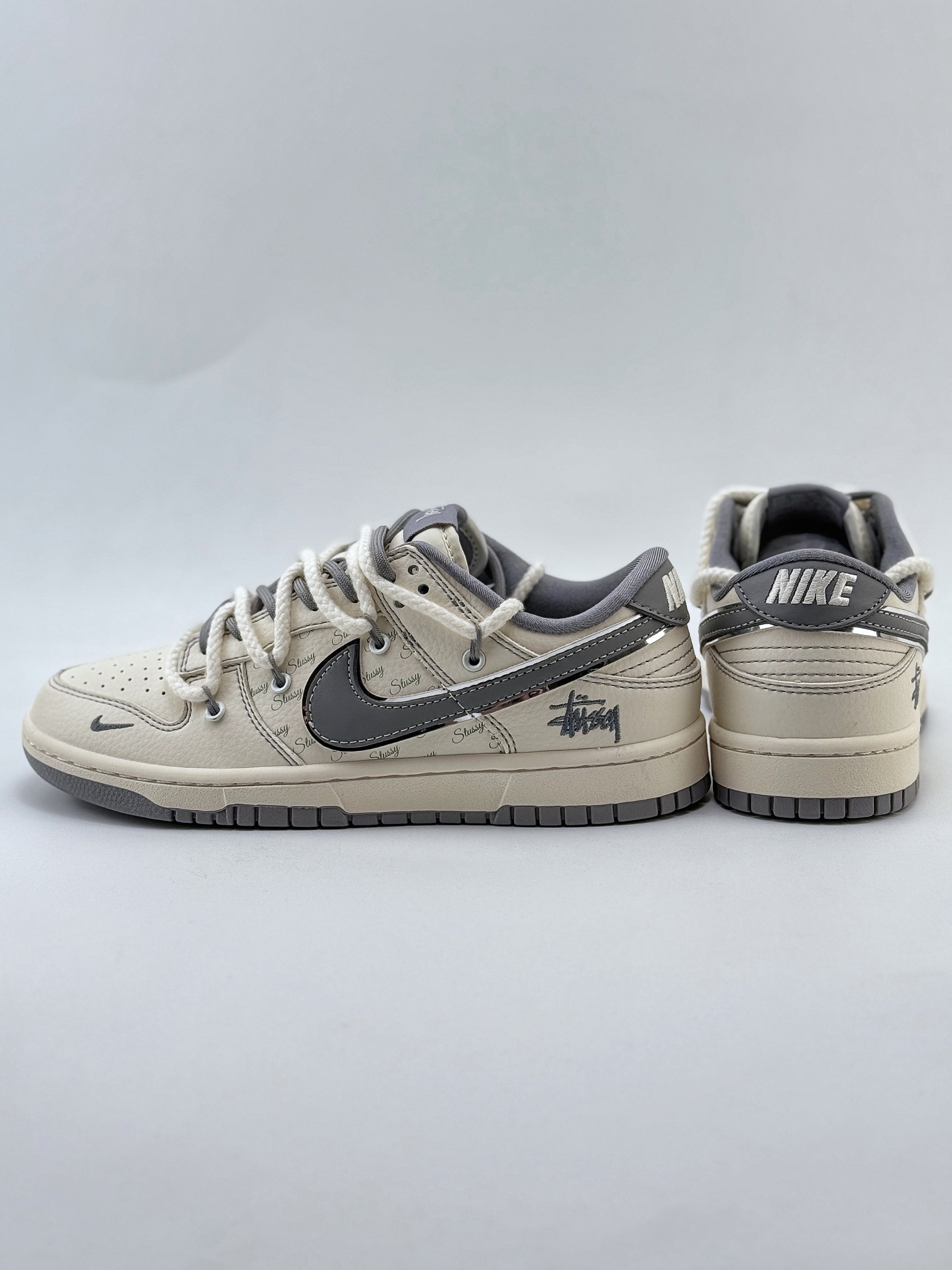 Nike SB Dunk Low x Stussy 米灰小钩绑带 SJ2068-310