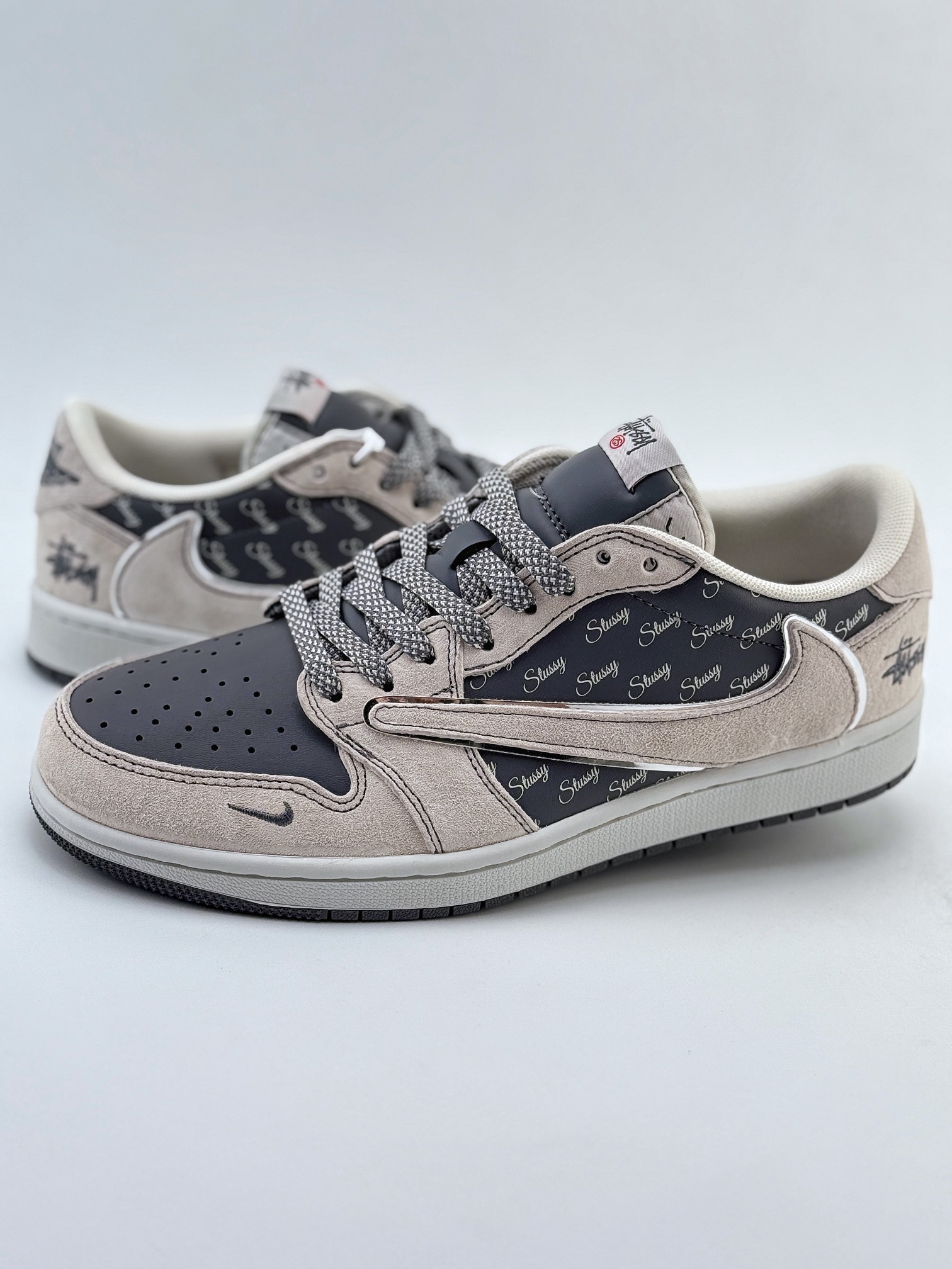 Travis Scott x Nike Air Jordan 1 Low x Stussy Air Jordan 1 Low 反转翻毛深空灰满天星倒钩 XZ3398-002