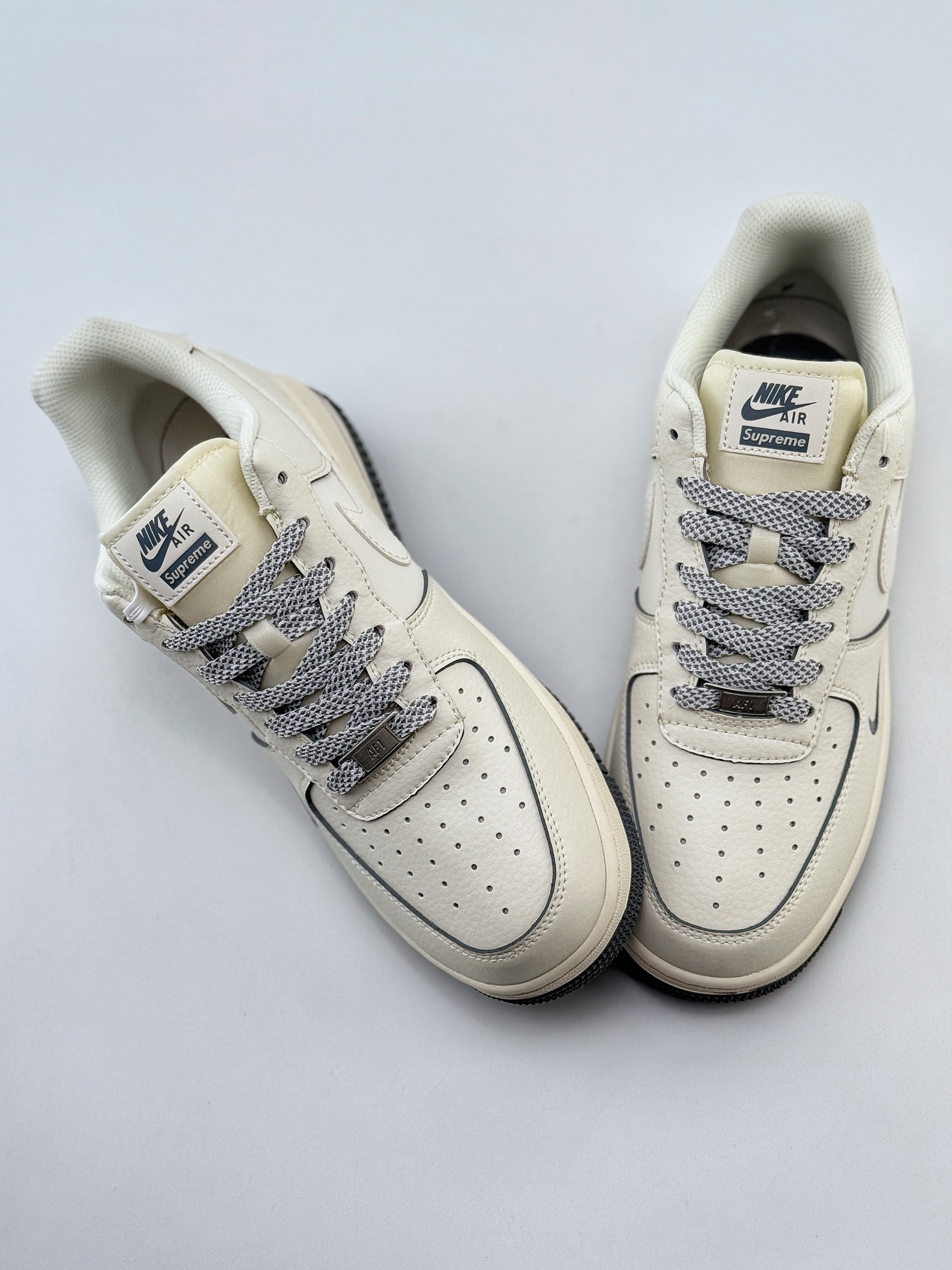 Nike Air Force 1 Low 07 x The North Face 米白灰小钩满天星 XZ1996-710