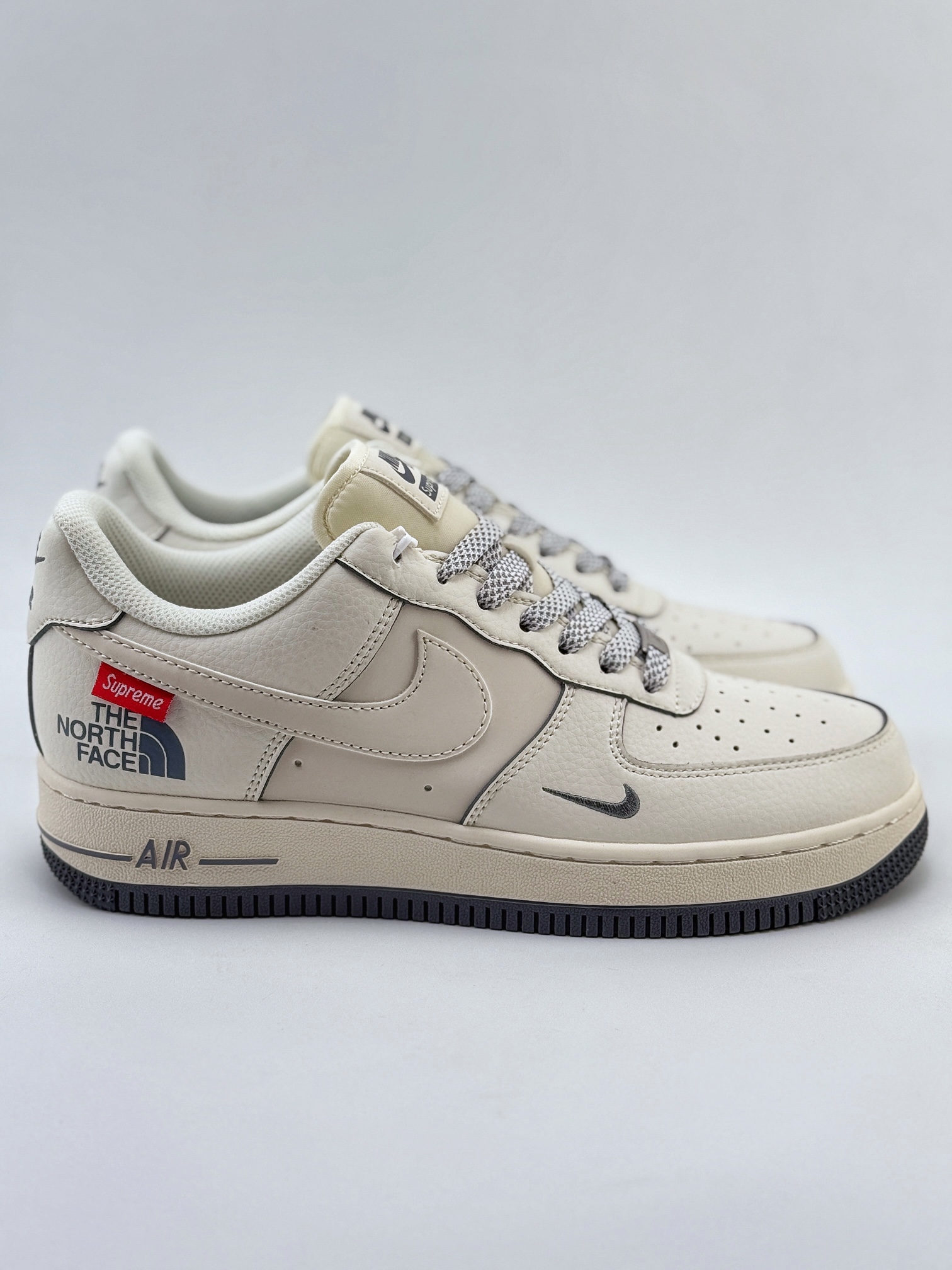 Nike Air Force 1 Low 07 x The North Face 米白灰小钩满天星 XZ1996-710