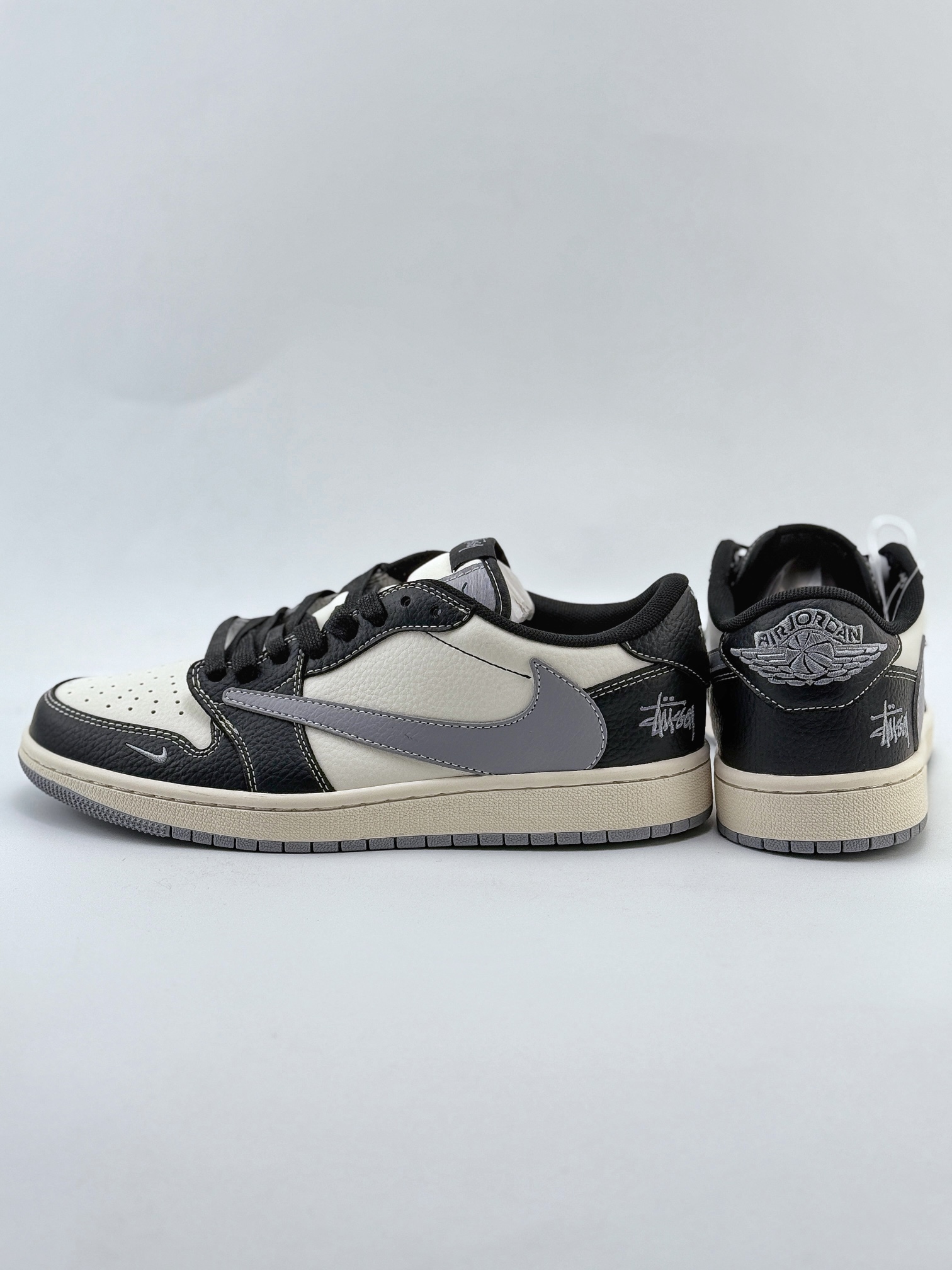 Travis Scott x Nike Air Jordan 1 Low x Stussy Air Jordan 1 Low 反转米黑灰小钩倒钩 XZ5168-001