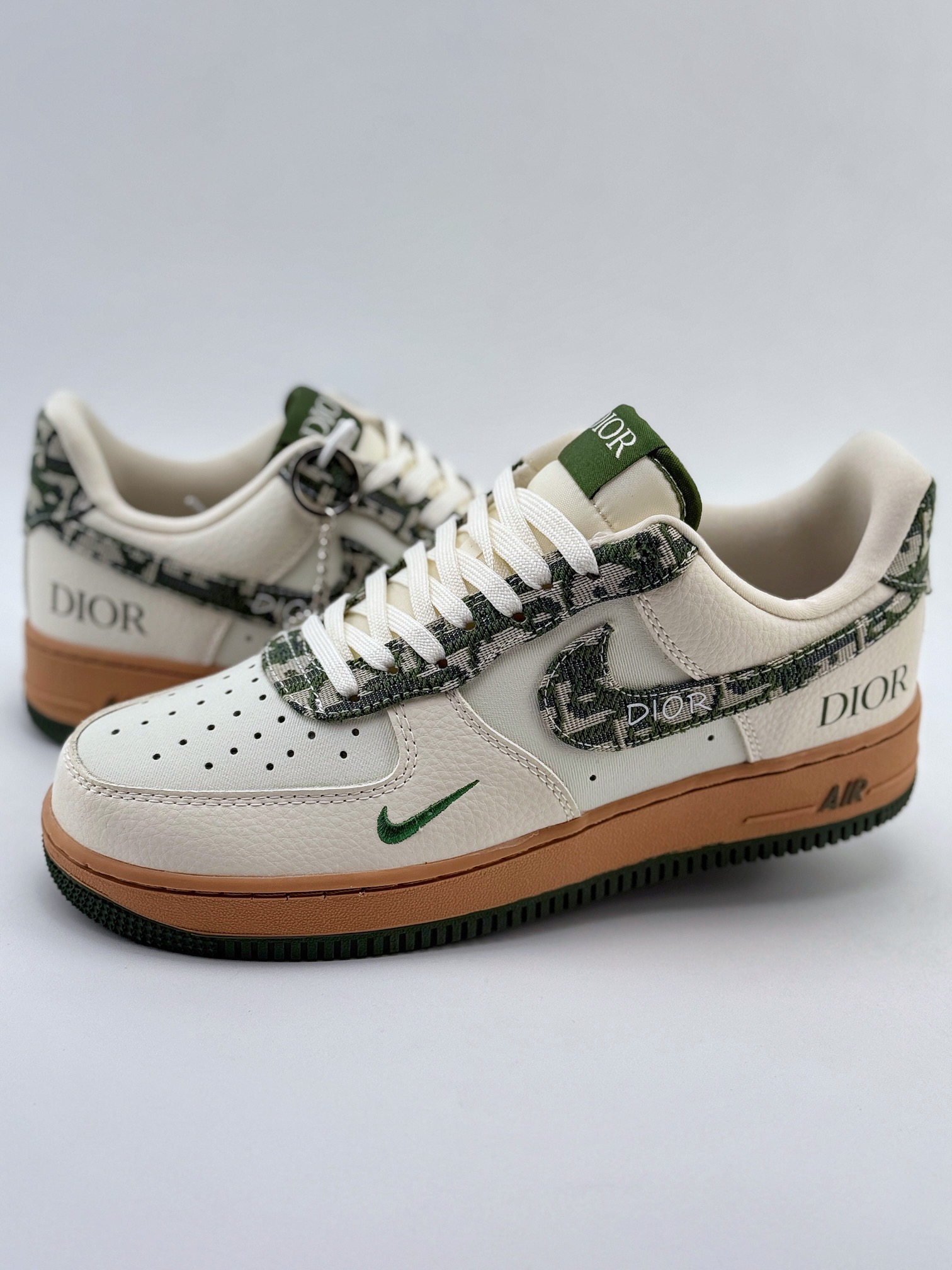 Nike Air Force 1 Low 07 x DIOR 米白绿小钩 KK1988-010