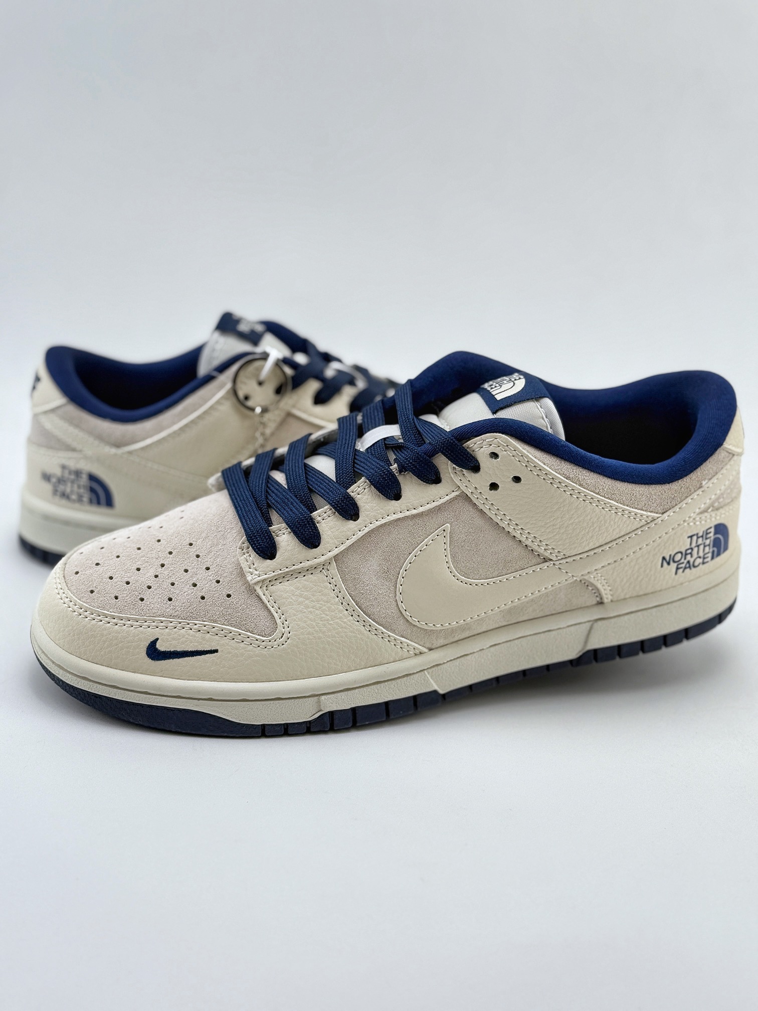 Nike SB Dunk Low x The North Face 米白蓝小钩 KK1333-006