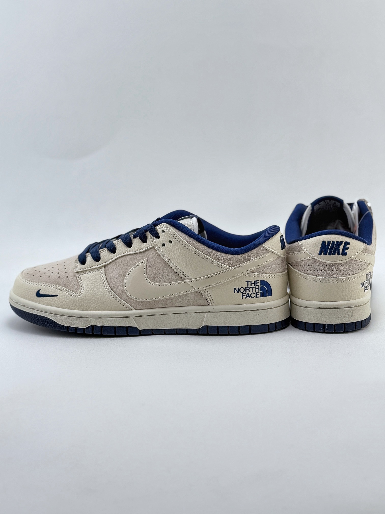 Nike SB Dunk Low x The North Face 米白蓝小钩 KK1333-006