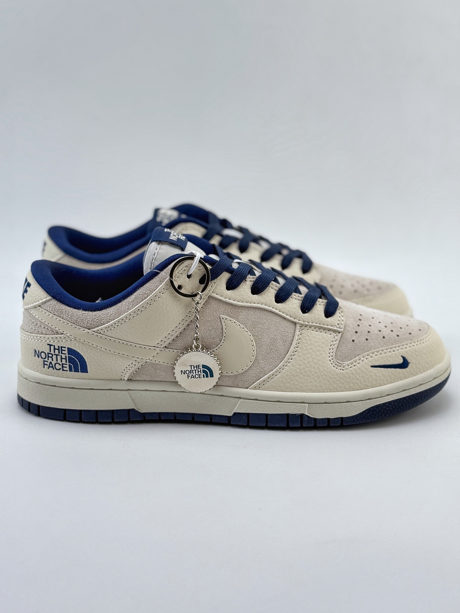 Nike SB Dunk Low x The North Face 米白蓝小钩 KK1333-006