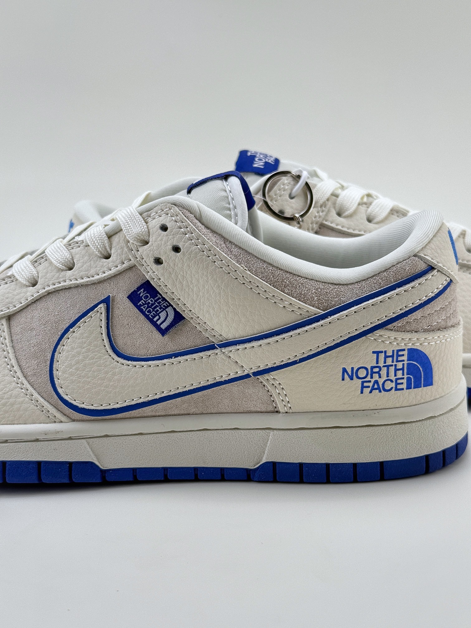 Nike SB Dunk Low x The North Face 白蓝小钩 KK1333-007