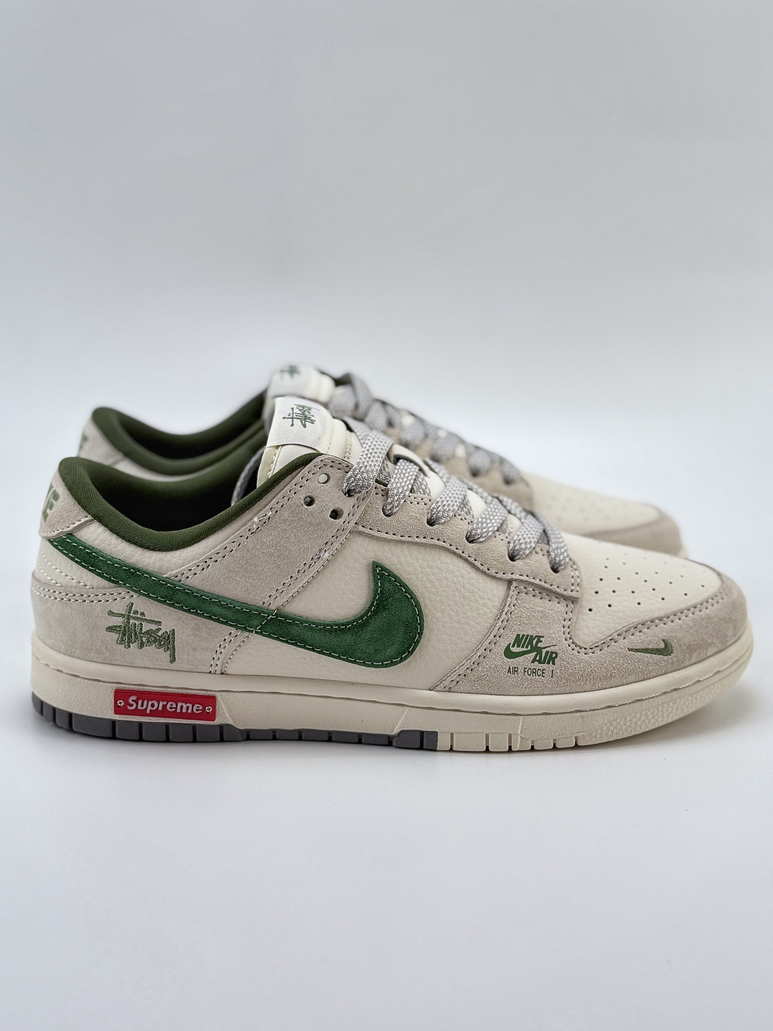 Nike SB Dunk Low x Stussy 米白绿小钩满天星 SJ2068-303