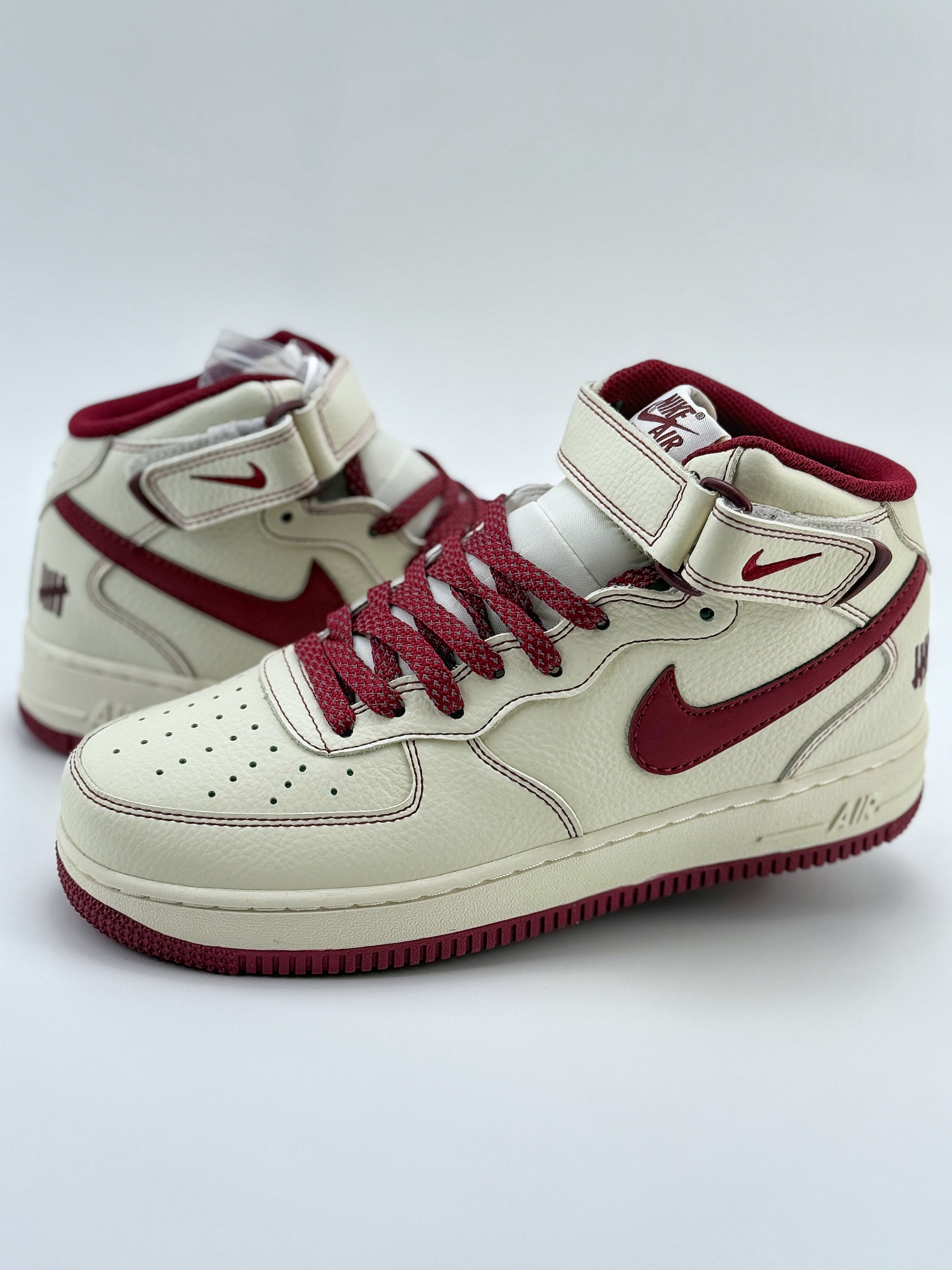 Nike Air Force 1 Mid 07 米白红满天星 UW2369-015