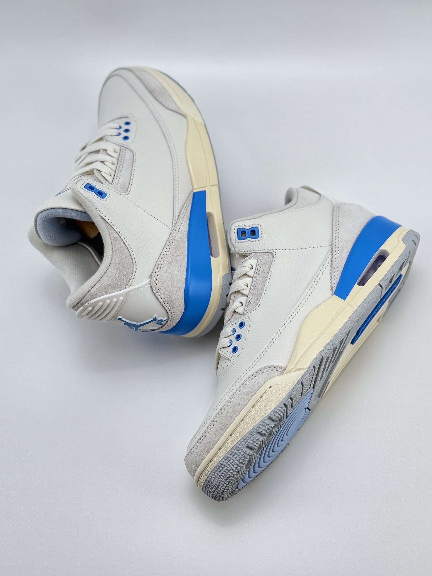 Air Jordan 3 retro 复古白蓝 潮流复古篮球鞋 CT8532-101