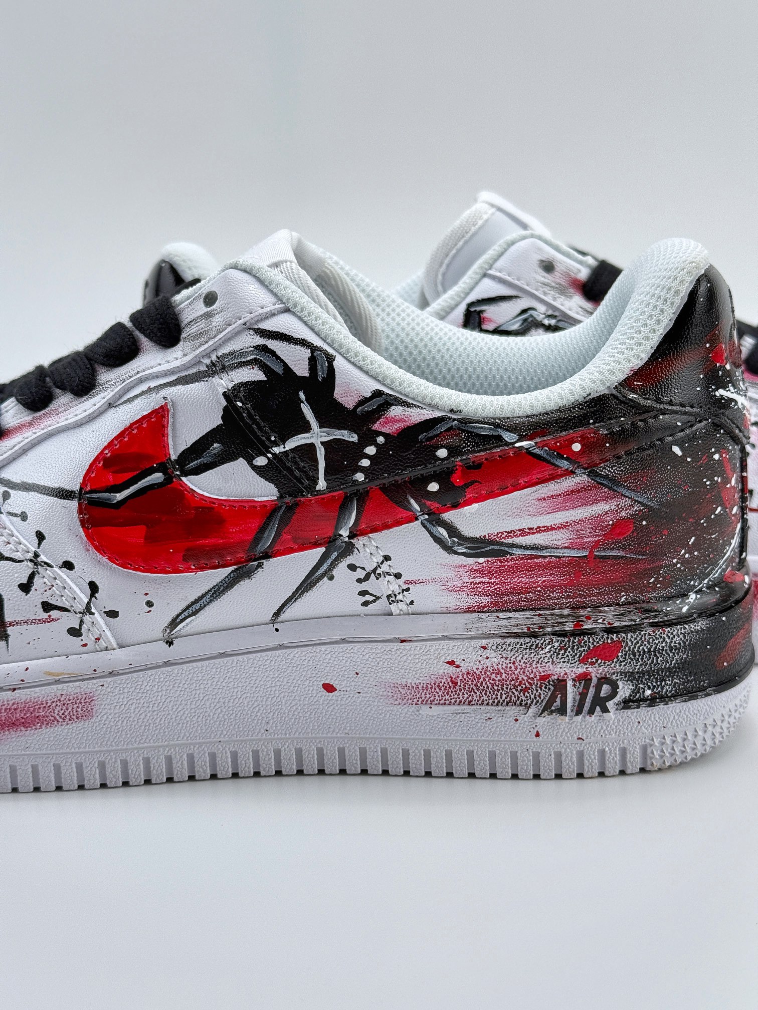 Nike Air Force 1 Low 07 街头潮流 泼墨白黑红 CW8822-011