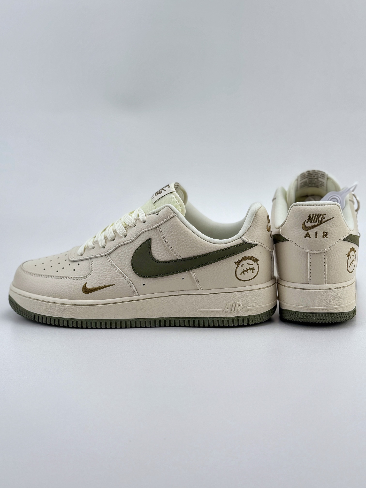 Nike Air Force 1 Low 07 x Travis Scott 米绿小钩 DF0180-007