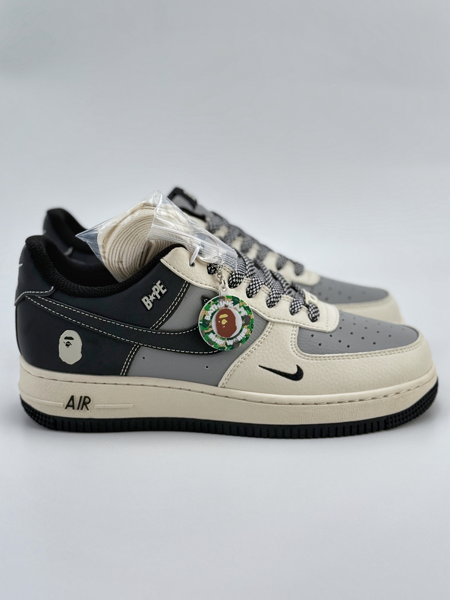 Nike Air Force 1 Low 07 x BAPE 米灰黑小钩满天星 BB6566-209