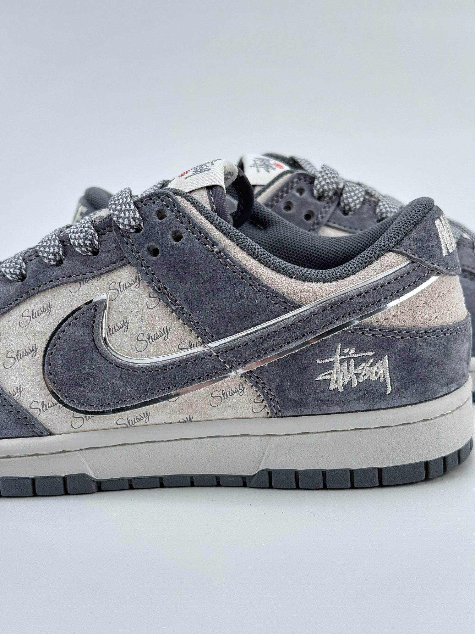 Nike SB Dunk Low x Stussy 米蓝小钩满天星 XX2025-508