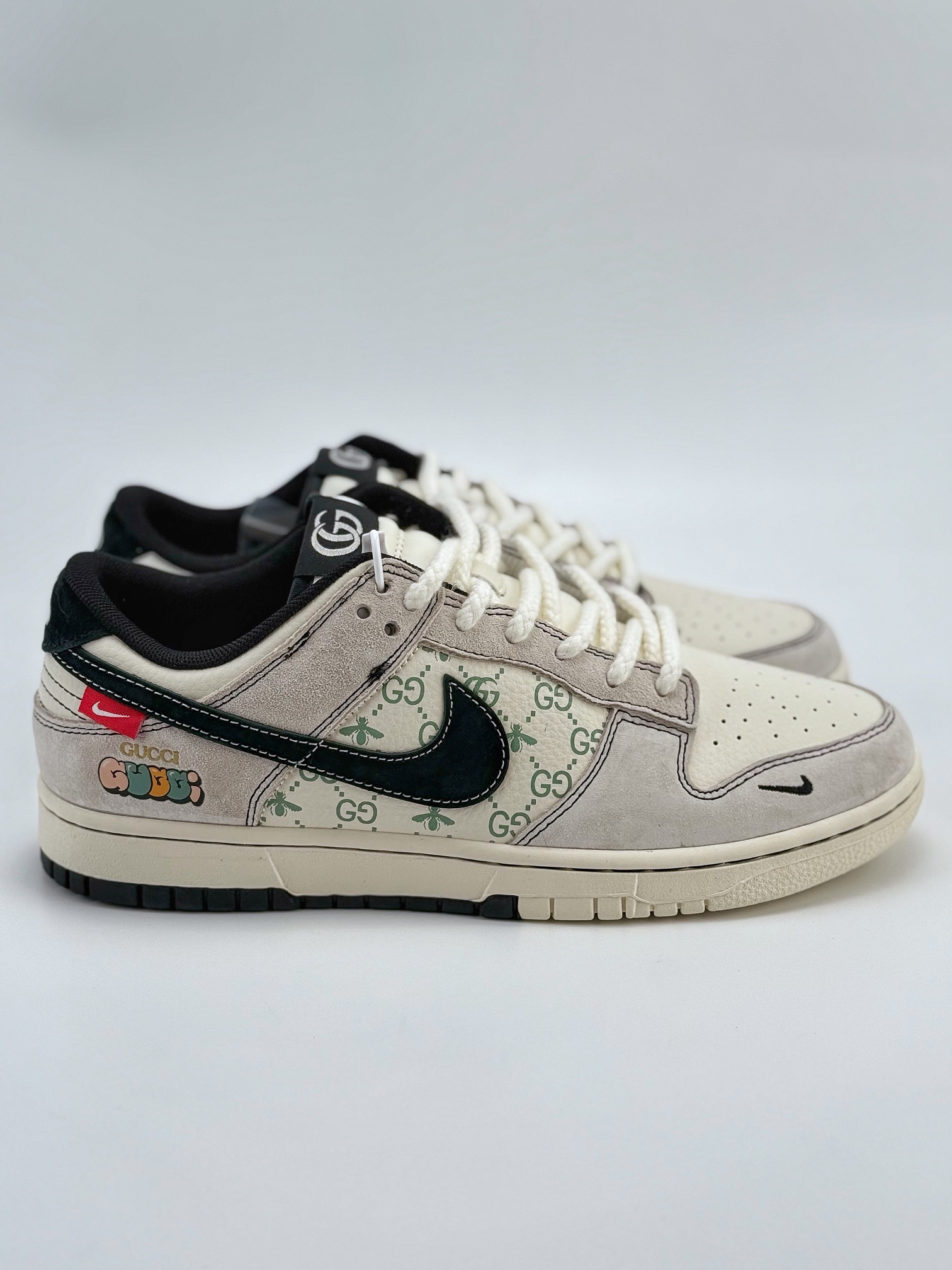 Nike SB Dunk Low x GUCCI 米黑小钩 MM1089-029