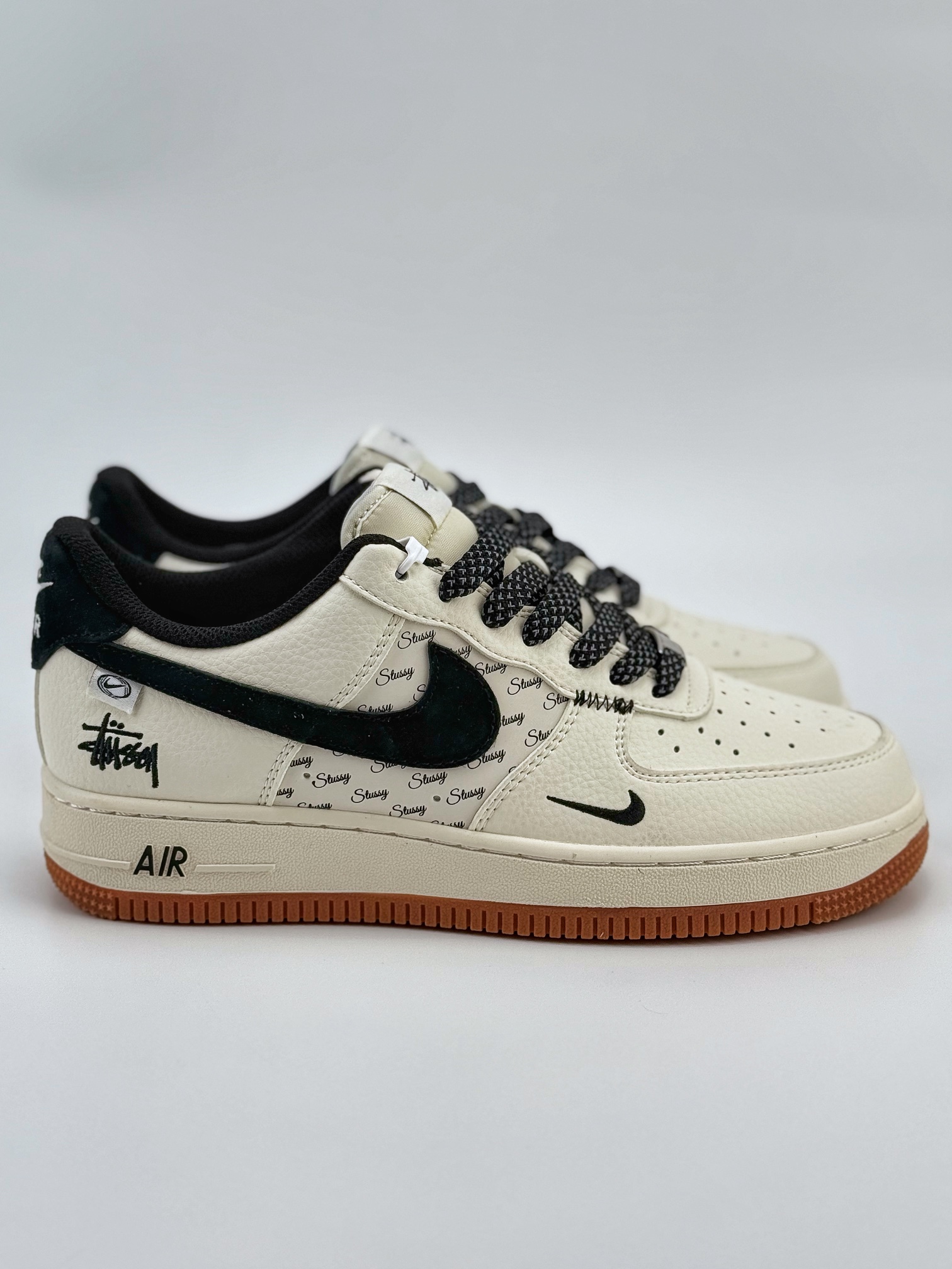 Nike Air Force 1 Low 07 x Stussy 白黑小钩满天星 XZ6188-255