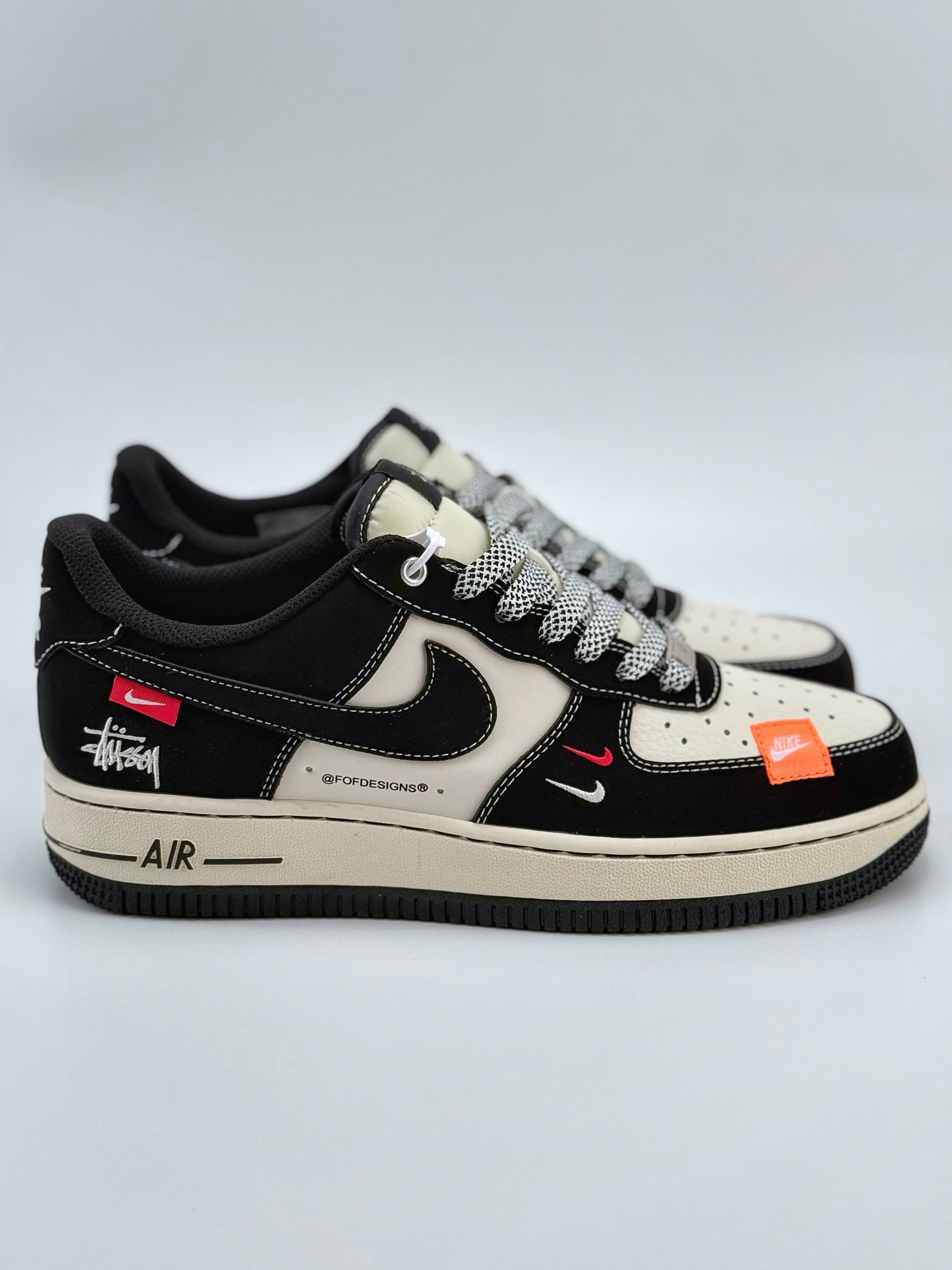 Nike Air Force 1 Low 07 x Stussy 白黑双小钩满天星 SJ6698-012