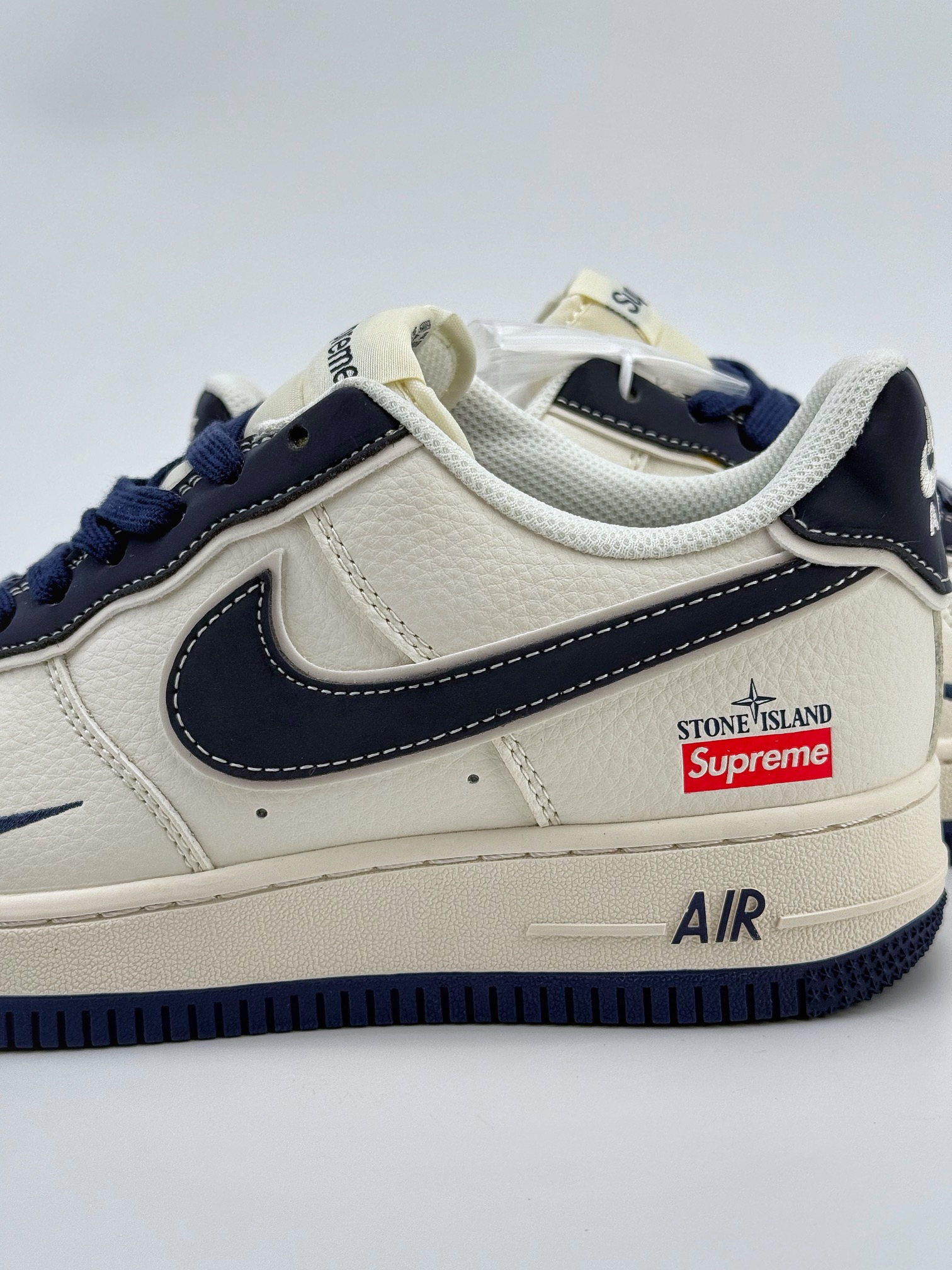 Nike Air Force 1 Low 07 x Supreme x Stone Island 白蓝小钩 BB1616-302