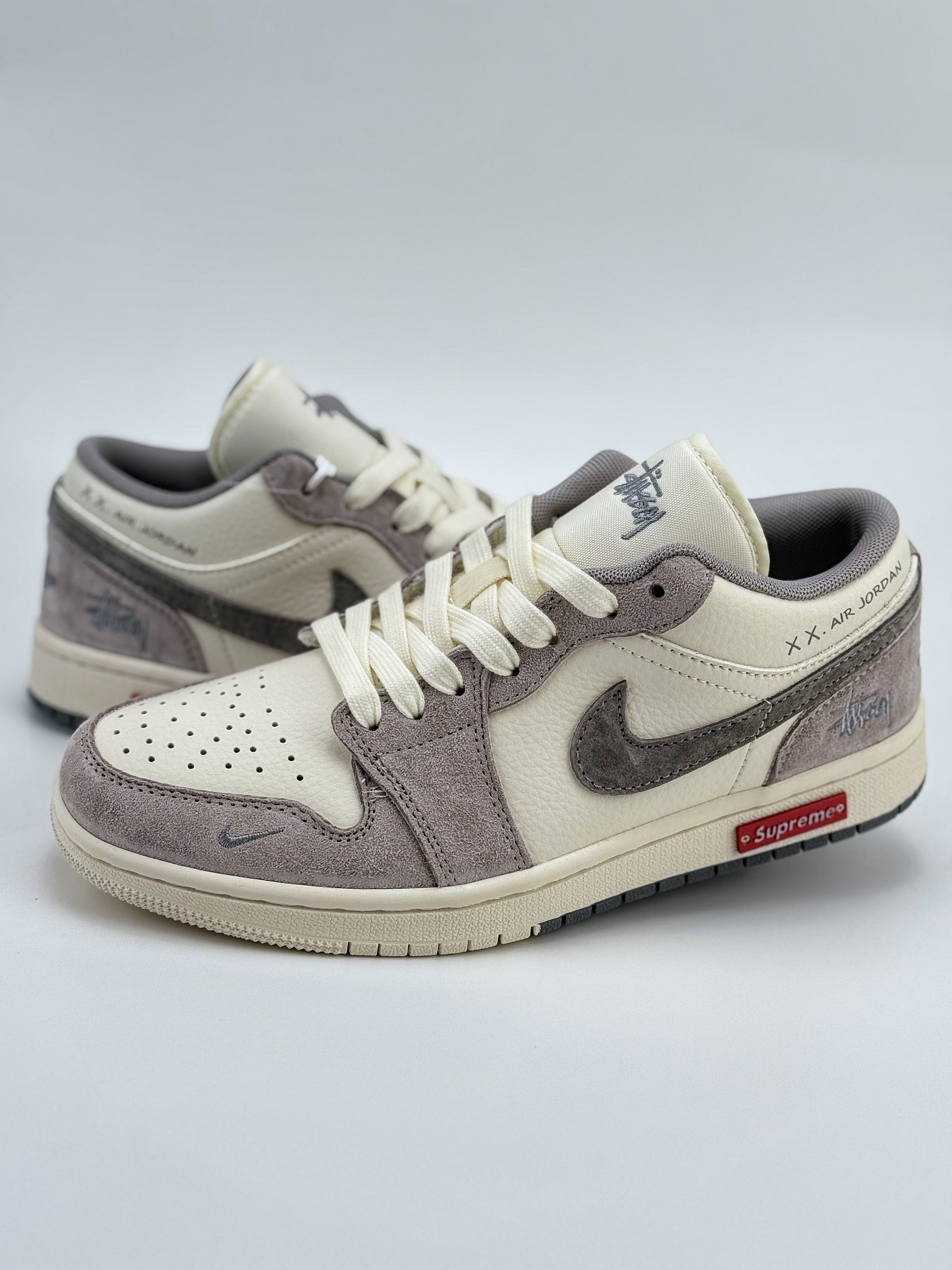 Air Jordan 1 Retro Low x Stussy x Supreme 米灰小钩 SJ9950-031