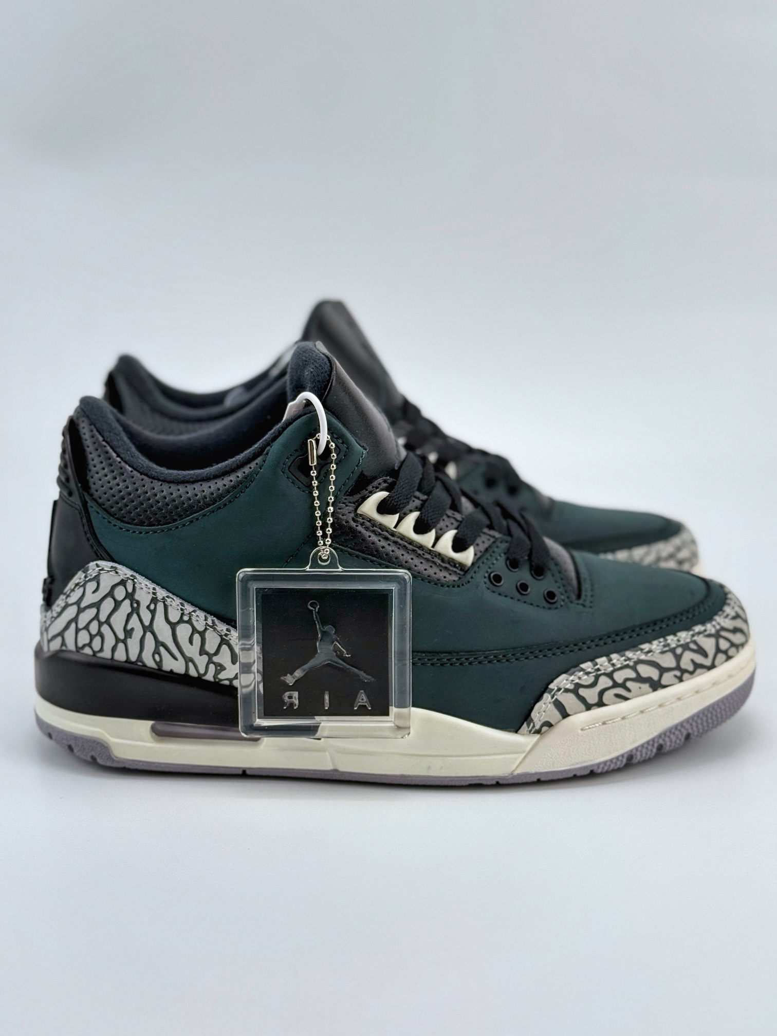 Air Jordan 3 Retro ”Off Noir” 黑绿 CK9246-001